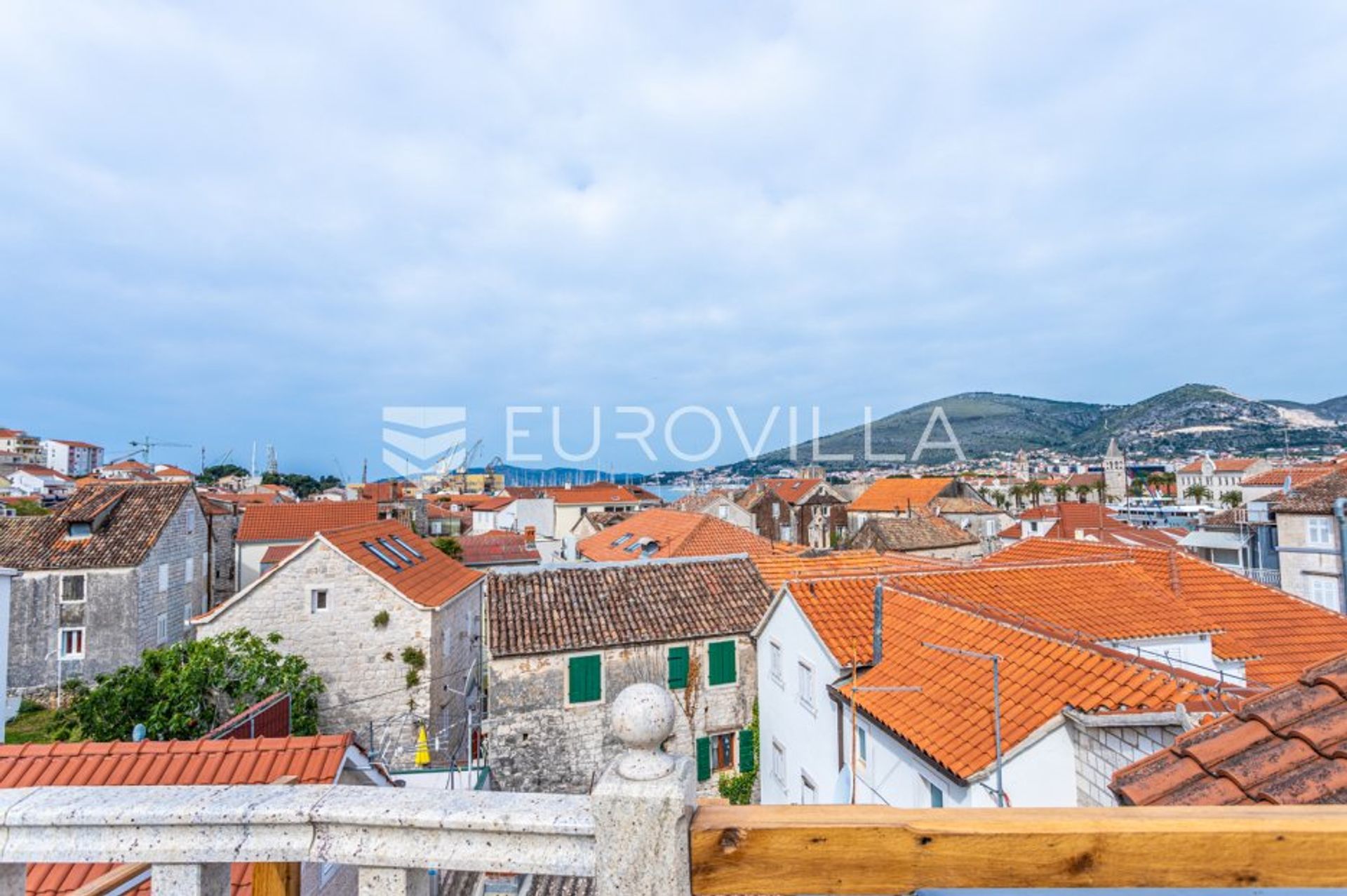 بيت في Trogir, Splitsko-dalmatinska županija 10790067