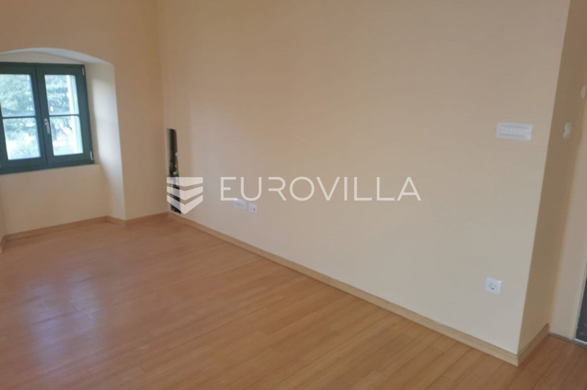 Condominium in Opatija, Primorsko-goranska županija 10790446