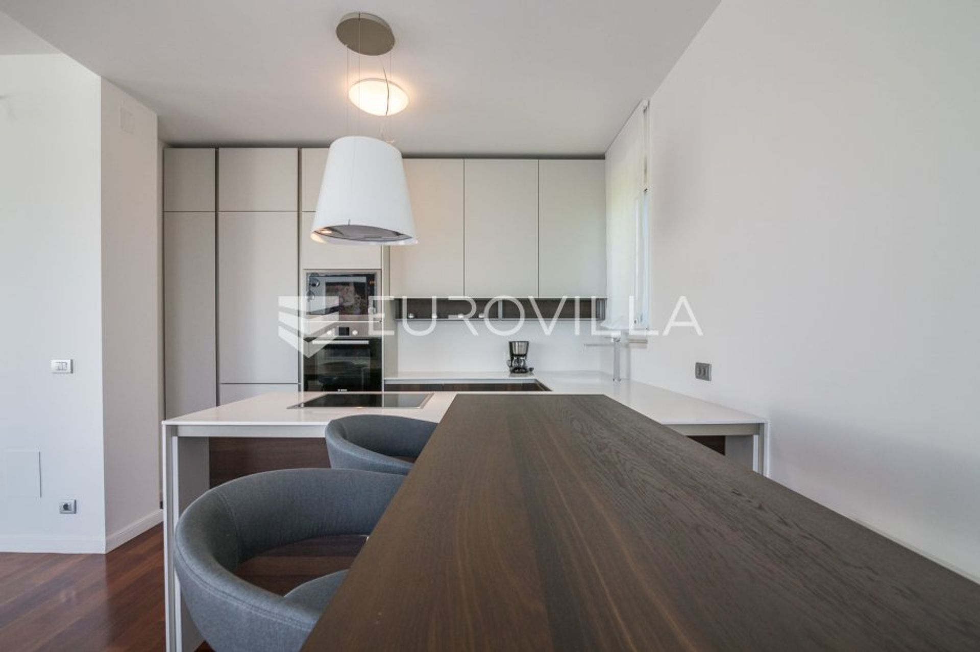 Condominio en Gracani, Zagreb, Graduado 10791717