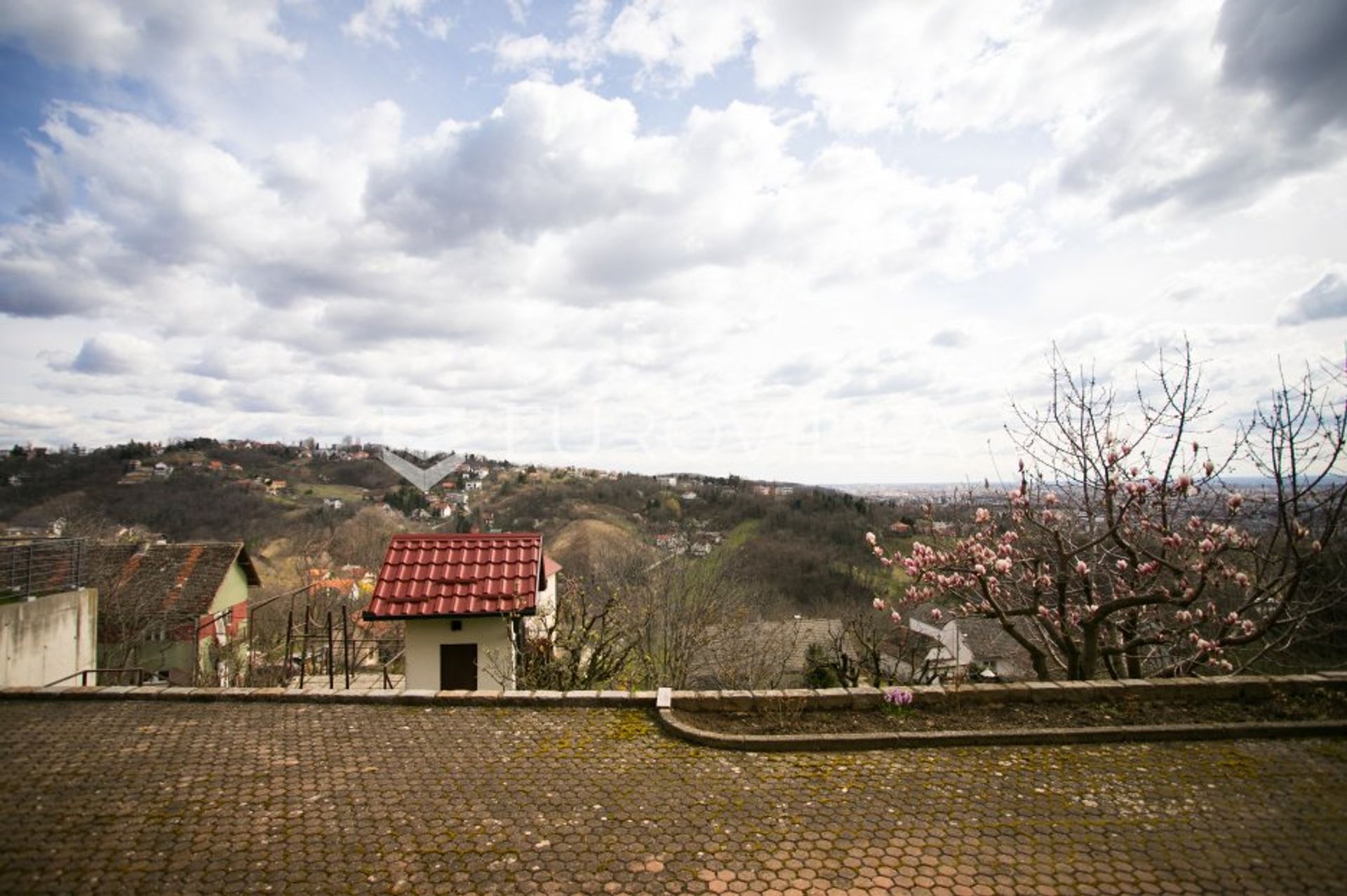 жилой дом в Zagreb,  10792200