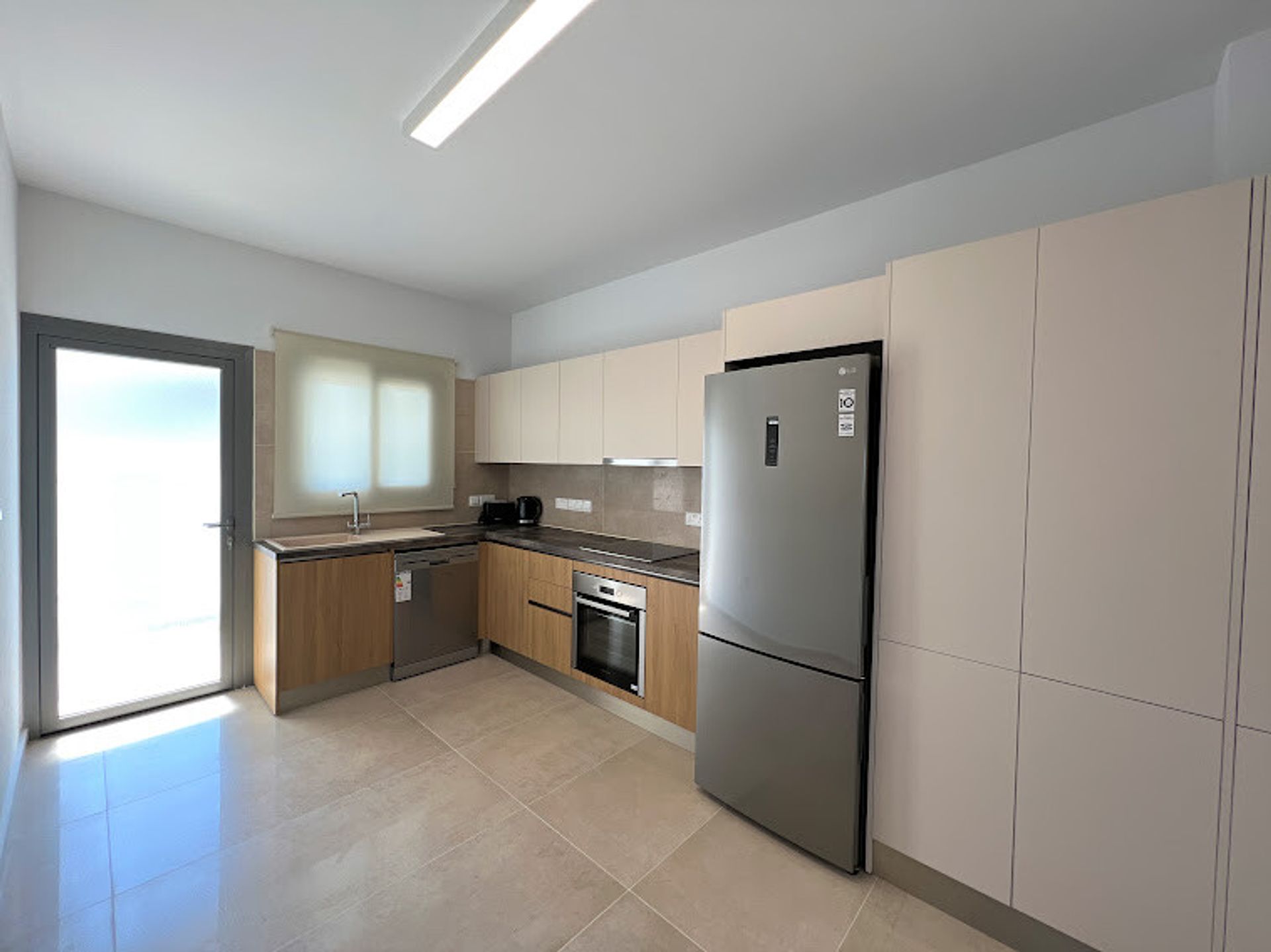 Condominium in Limassol, Limassol 10793122