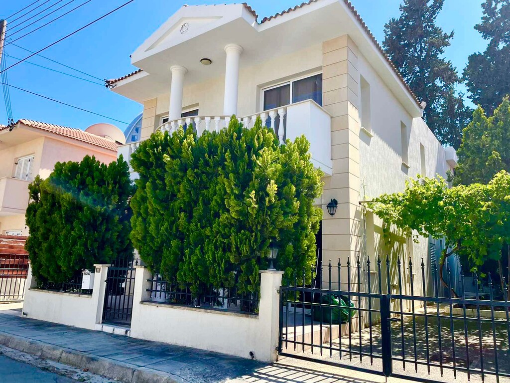House in Agios Athanasios, Limassol 10793235