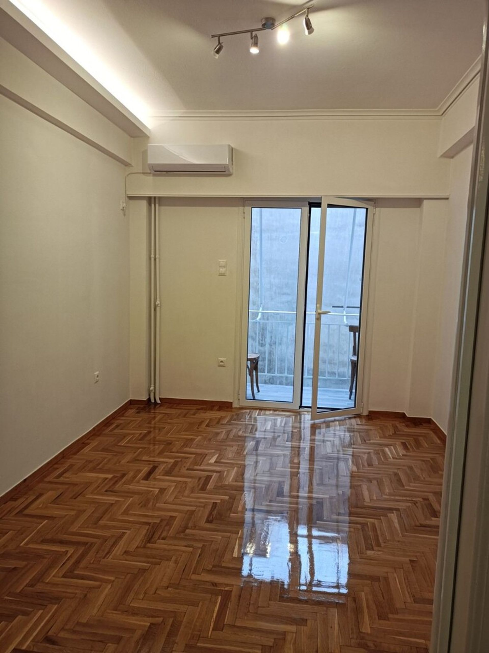 Condominio en Nea Chalkidona, Ático 10793745