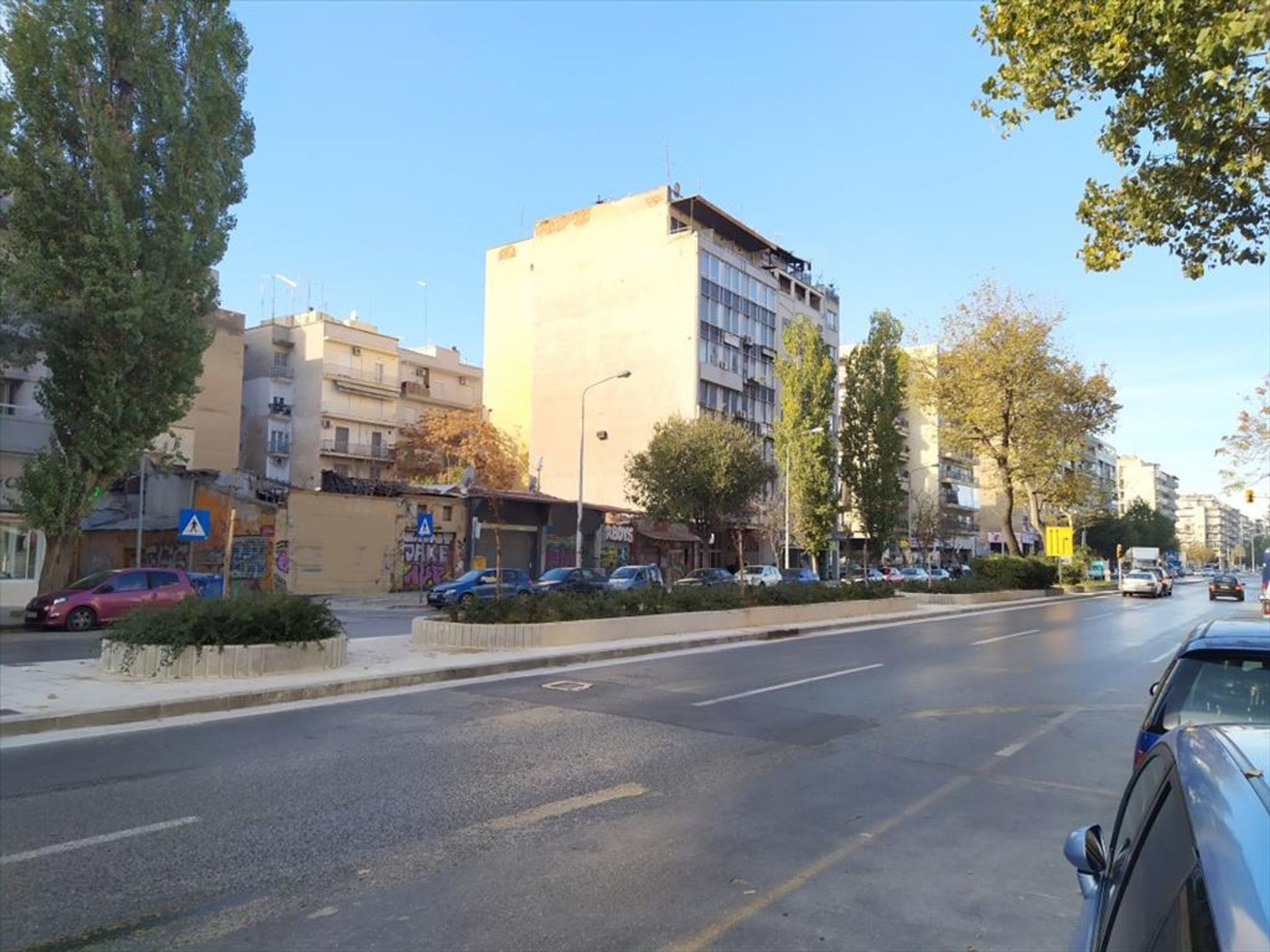 Tanah dalam Thessaloniki, Kentriki Makedonia 10795909