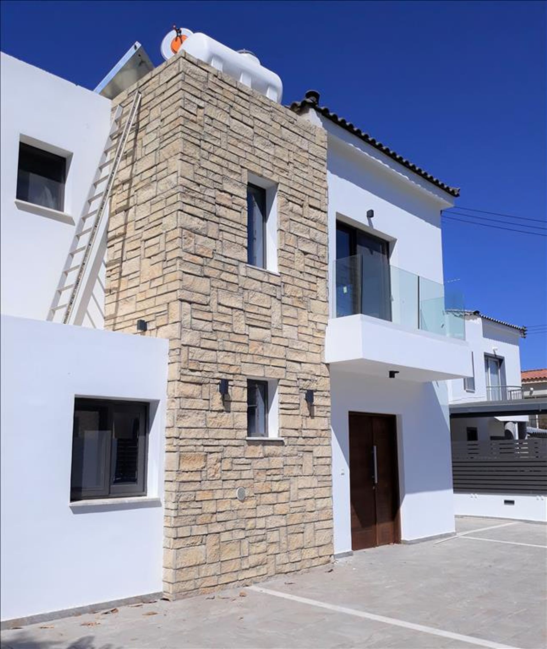 Huis in Alaminyo, Larnaka 10796266