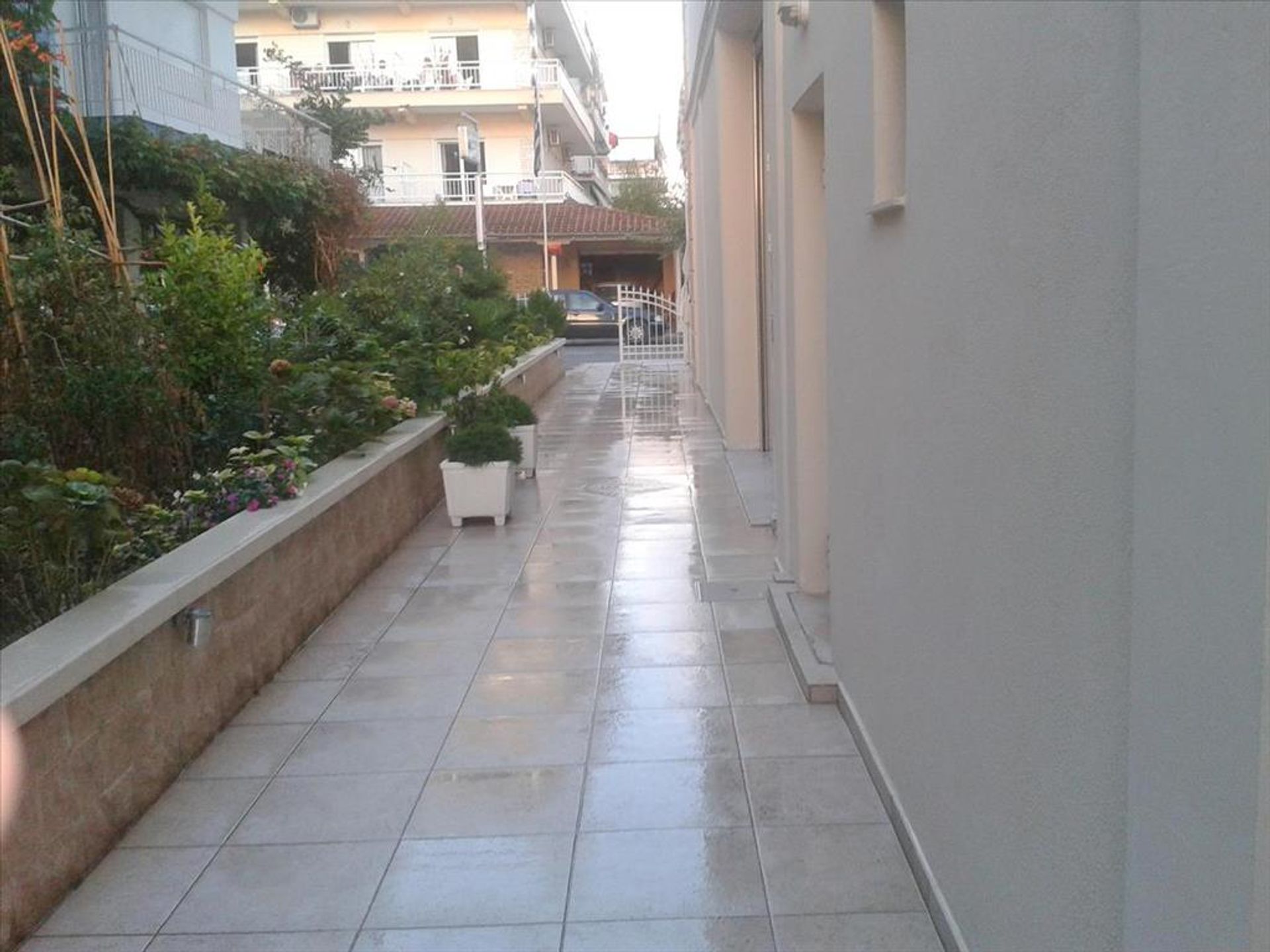 Detailhandel in Paralia,  10797102