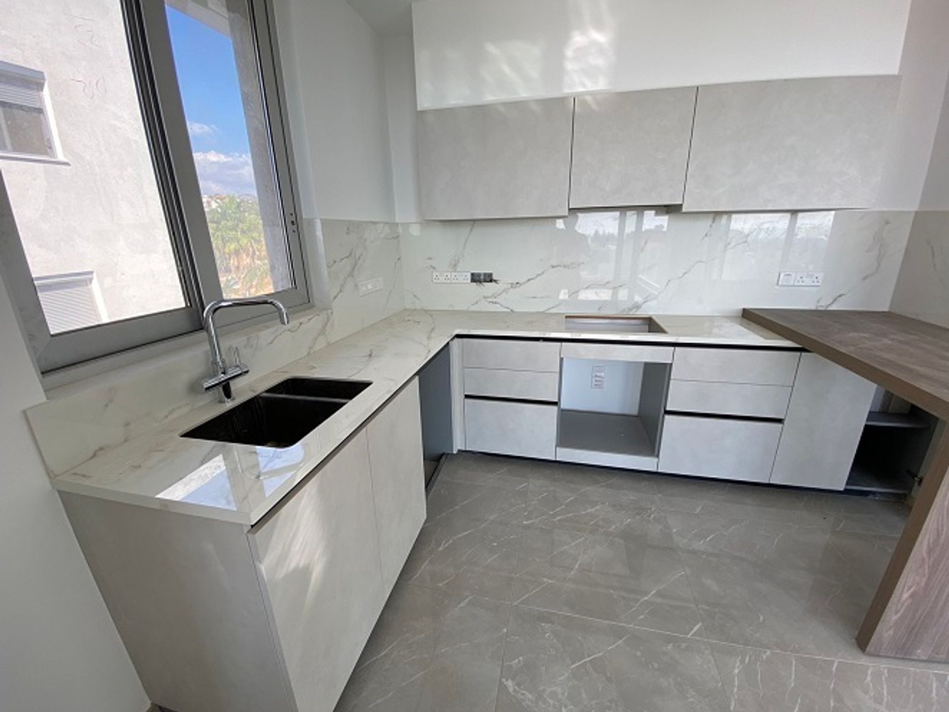 Condominio en Agios Athanasios, Limassol 10797982