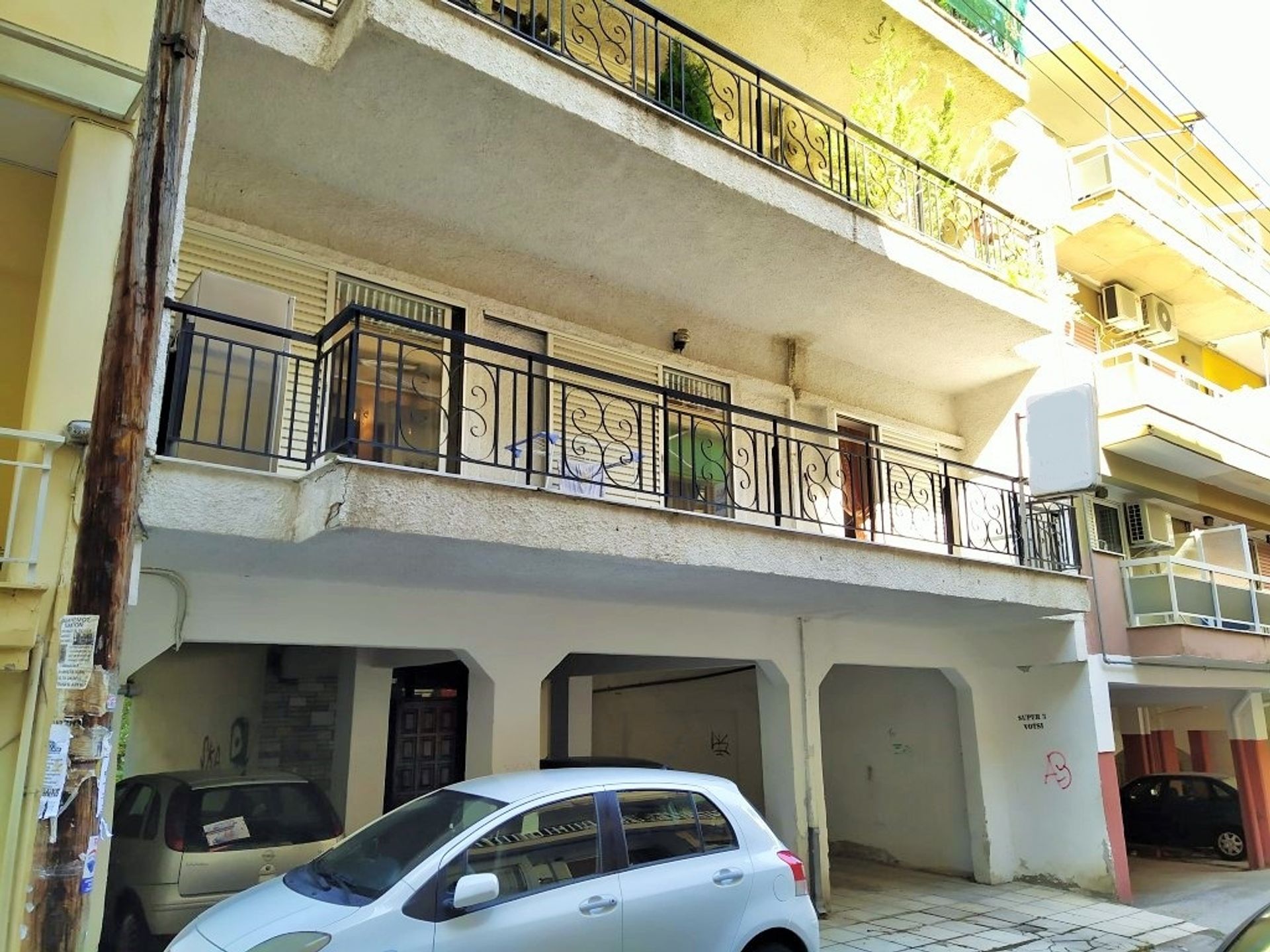 Condominium in Kalamaria, Kentriki Makedonia 10798028