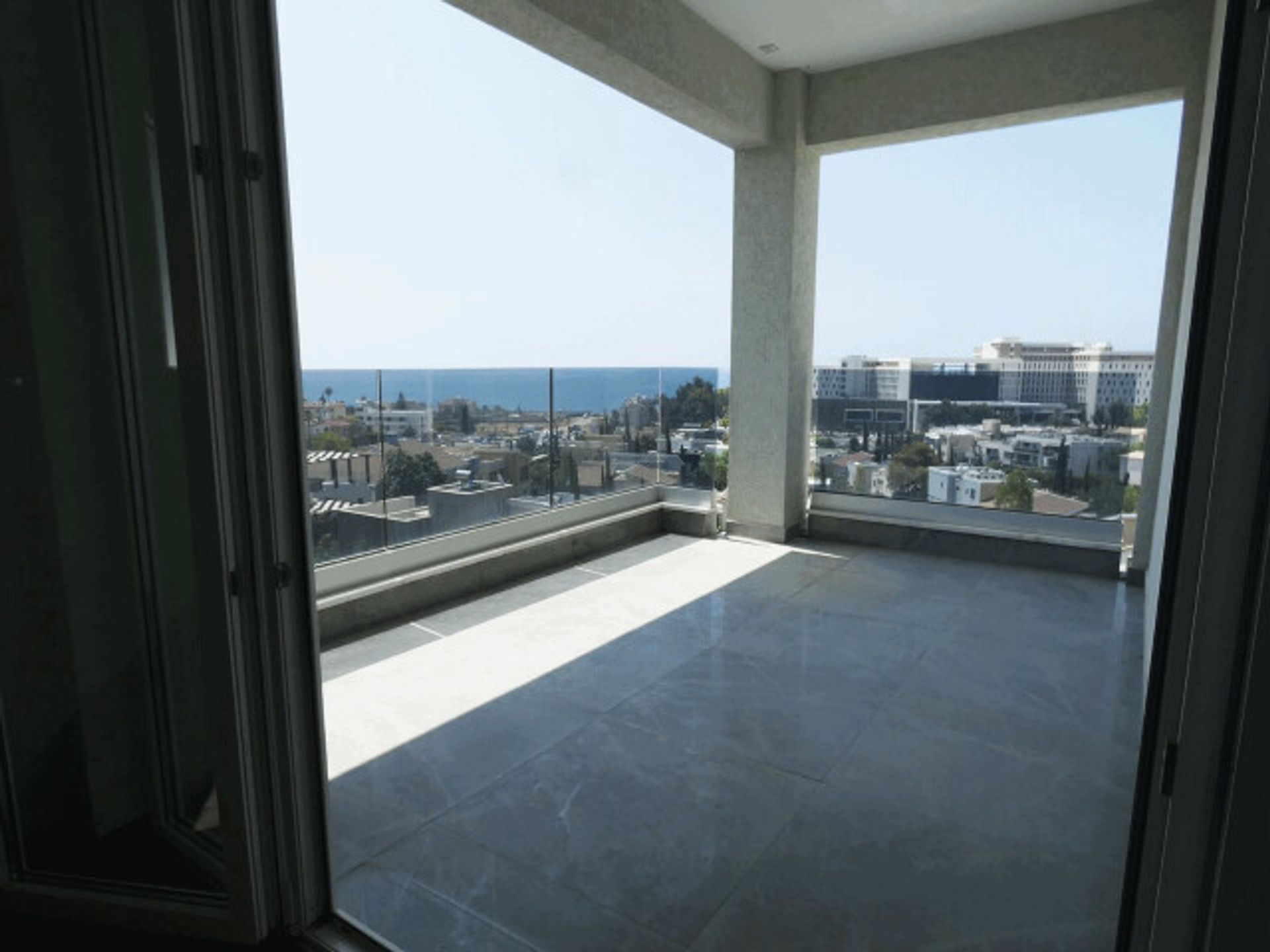 Condominium dans Παρεκλησιά, Limasol 10798492