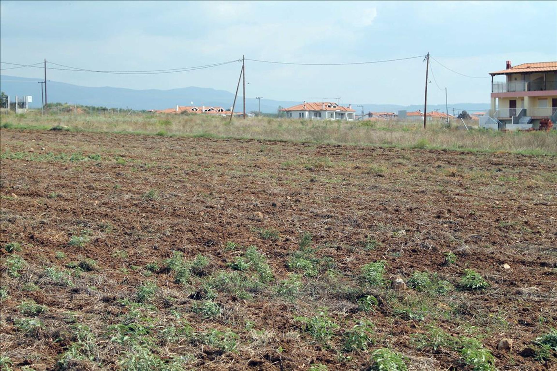 Tierra en Kalyves Polygyrou, Kentriki Macedonia 10799117