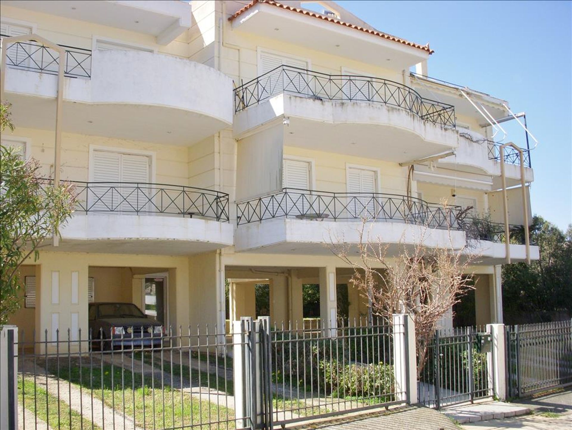 Condominio en Mavro Lithari, Attiki 10800181