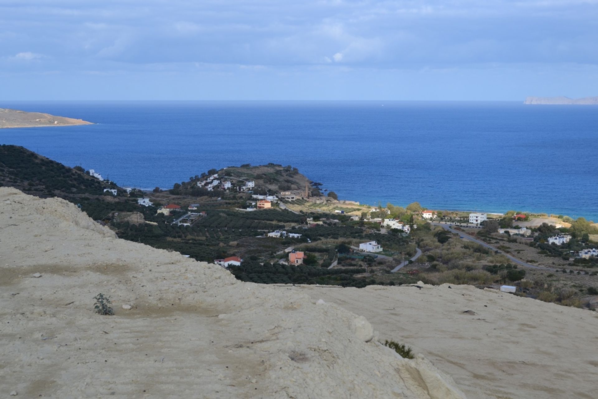 Tierra en Agia Fotiá, criti 10803105