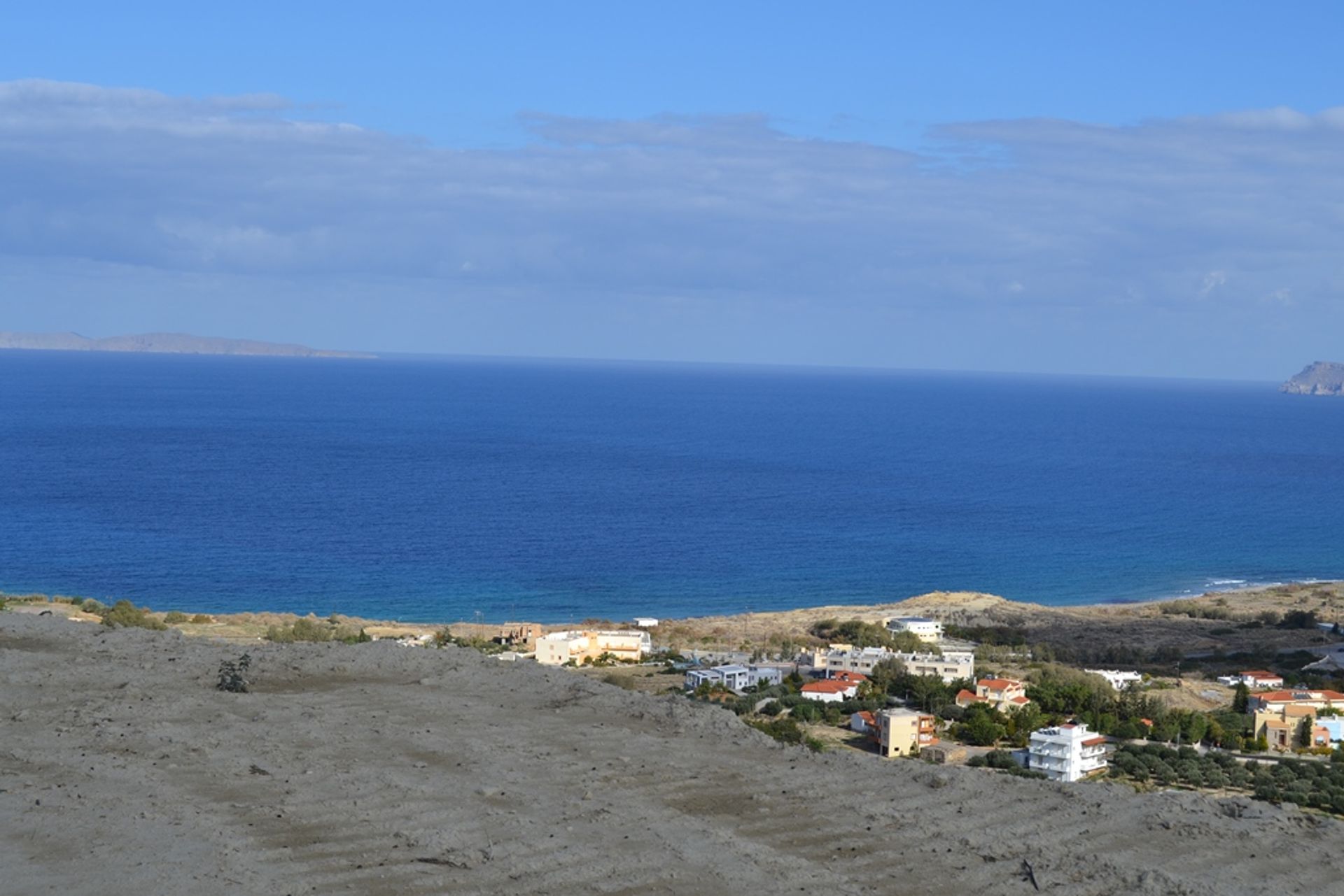 Tierra en Agia Fotiá, criti 10803105