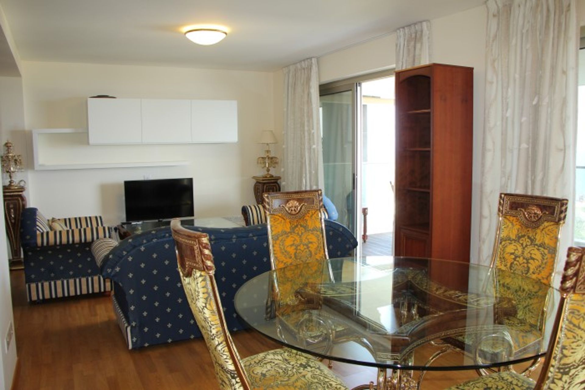 Condominio en Agios Tychon, Limassol 10803558