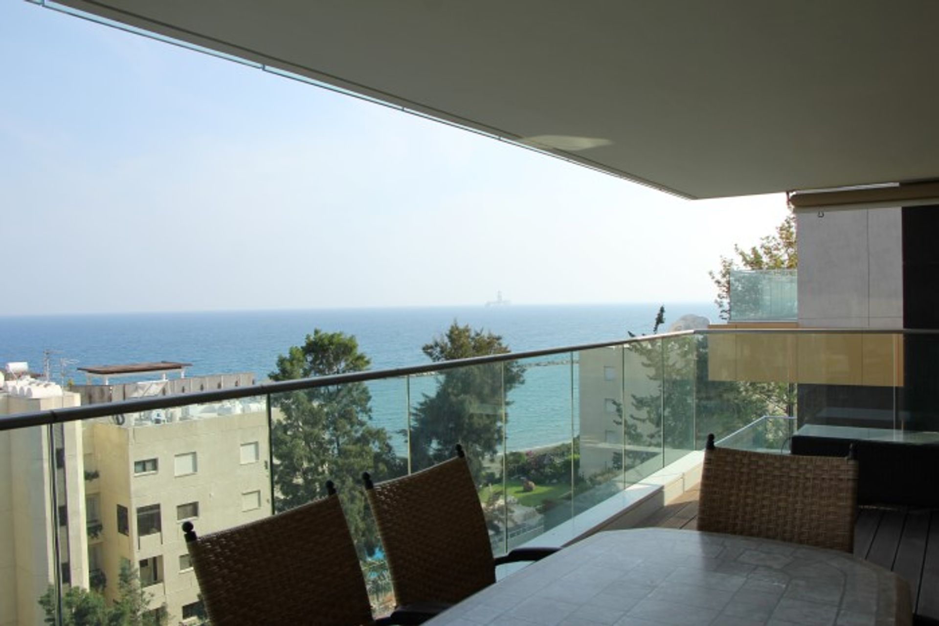 Condominio en Agios Tychon, Limassol 10803558