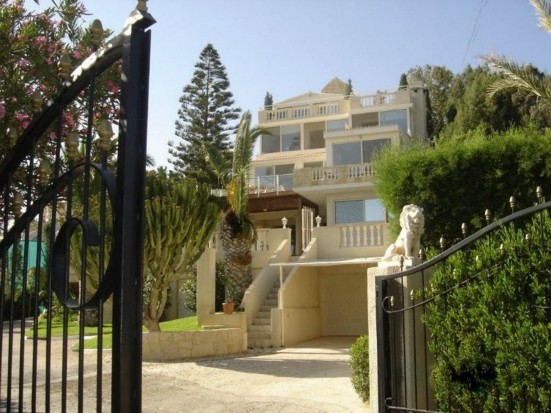 Huis in Agios Tychon, Limassol 10803651