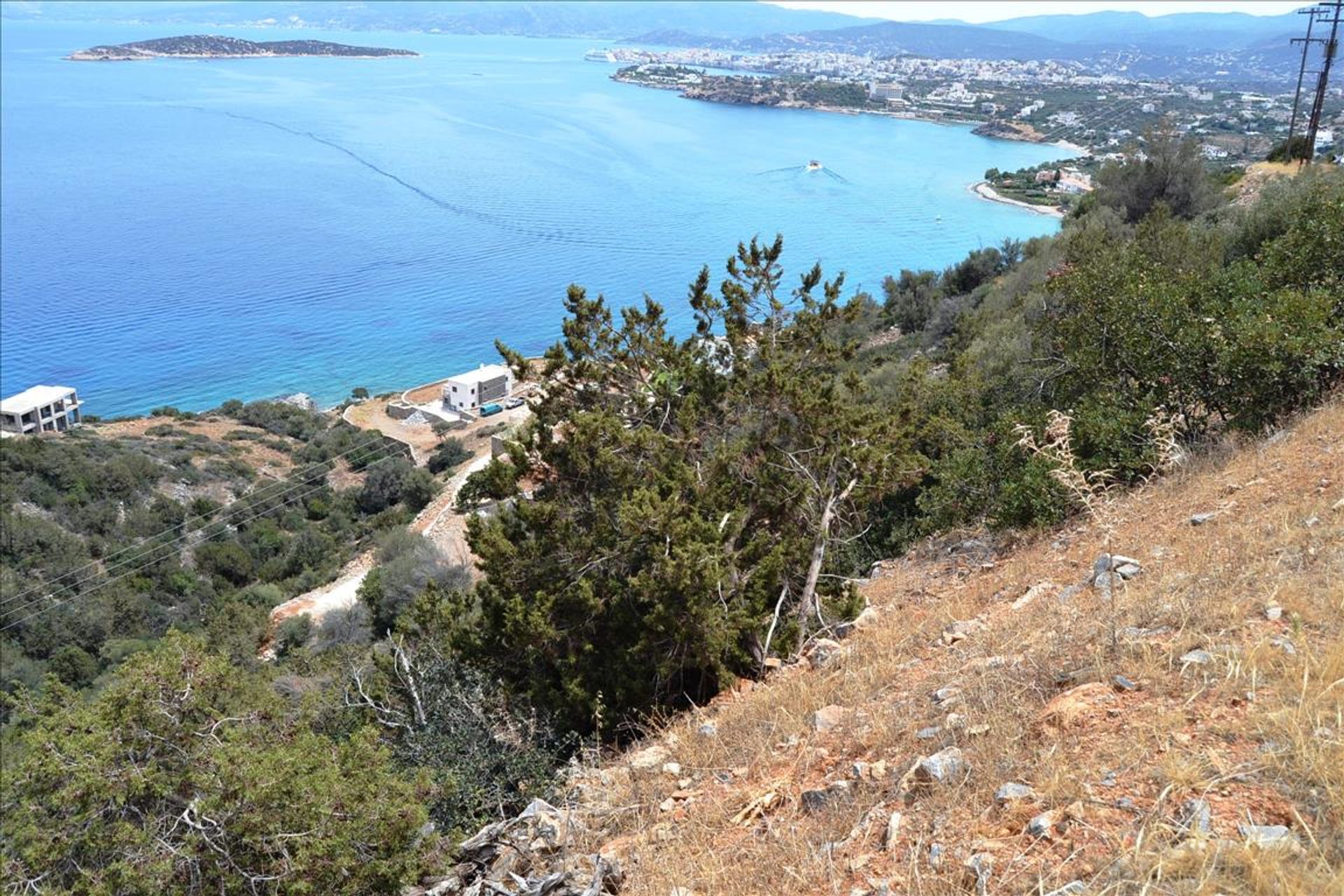 Tierra en Ellinika, criti 10806249