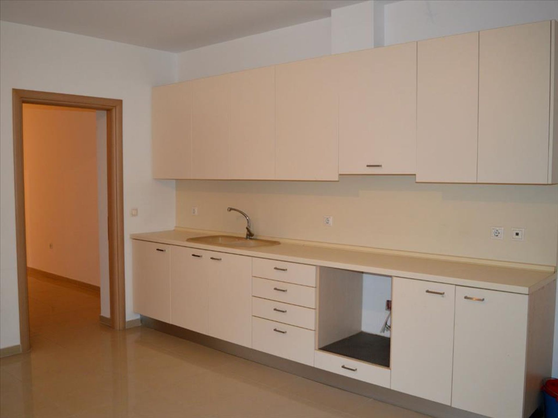 Condominium in Galatsi, Attiki 10806807