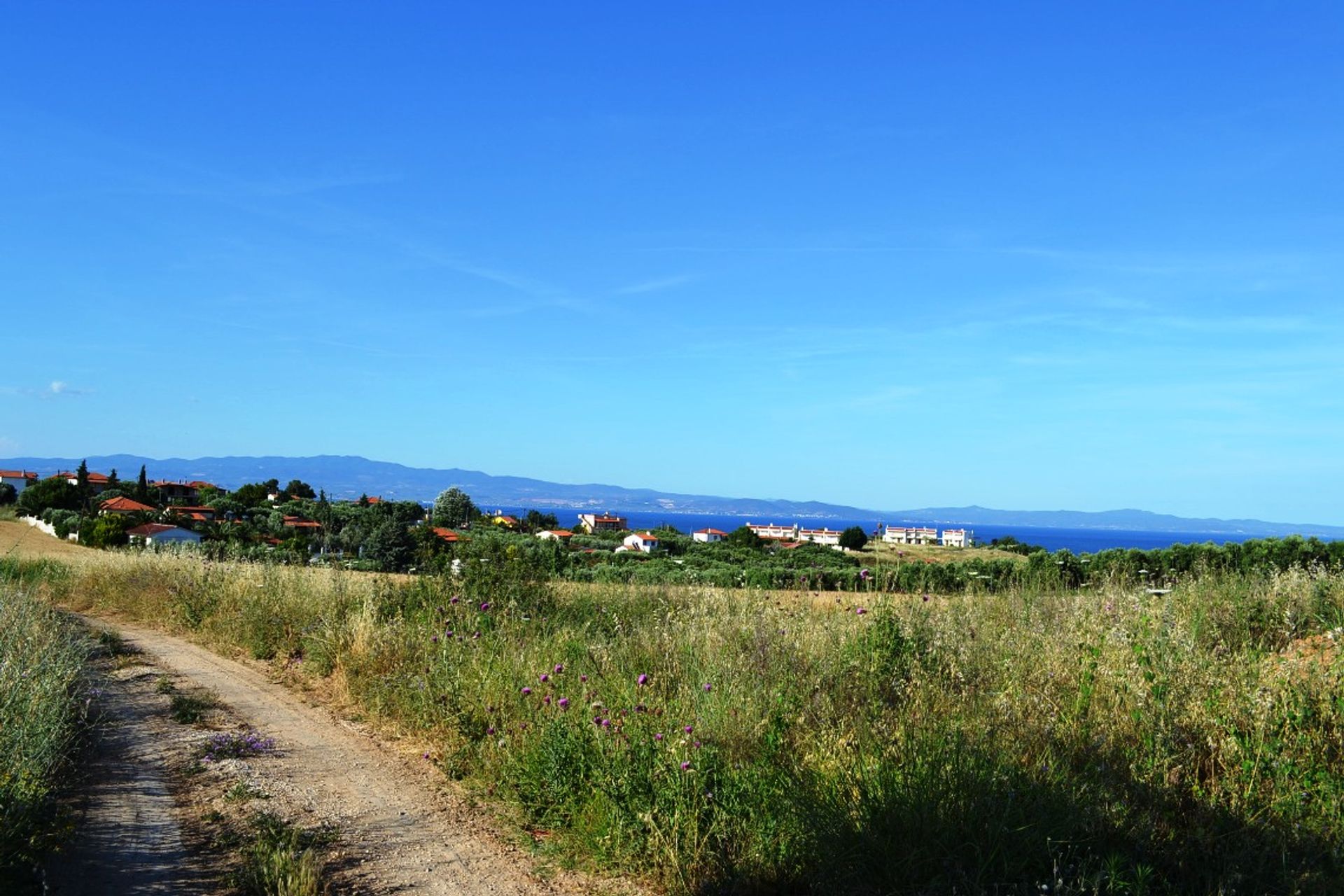 Tanah dalam Nea Moudania, Kentriki Makedonia 10807805