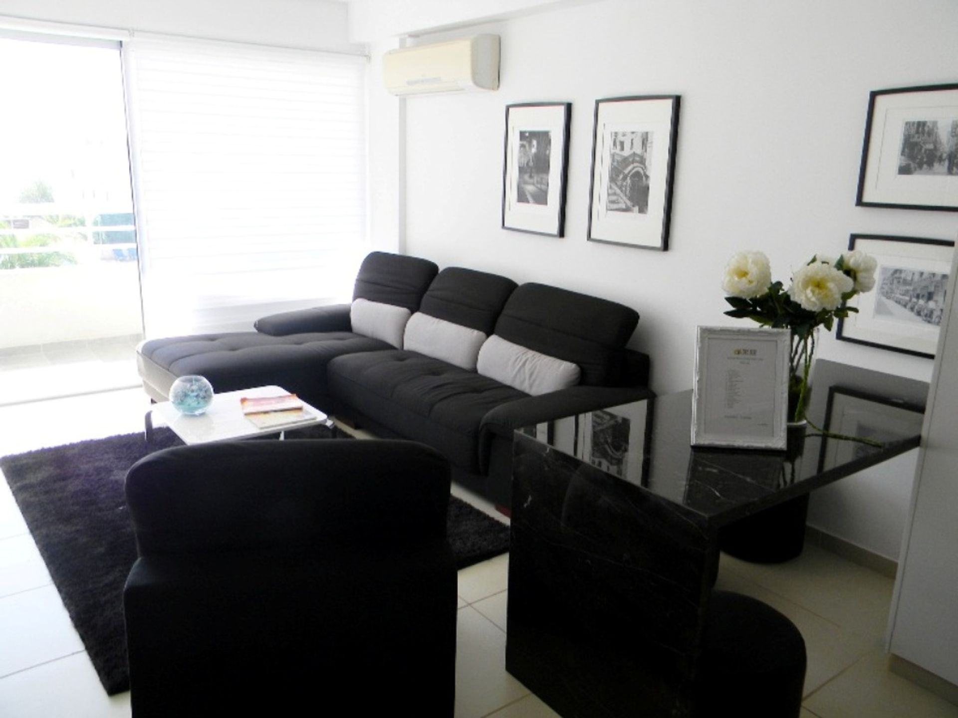 Condominium in Germasogeia, Limassol 10808289