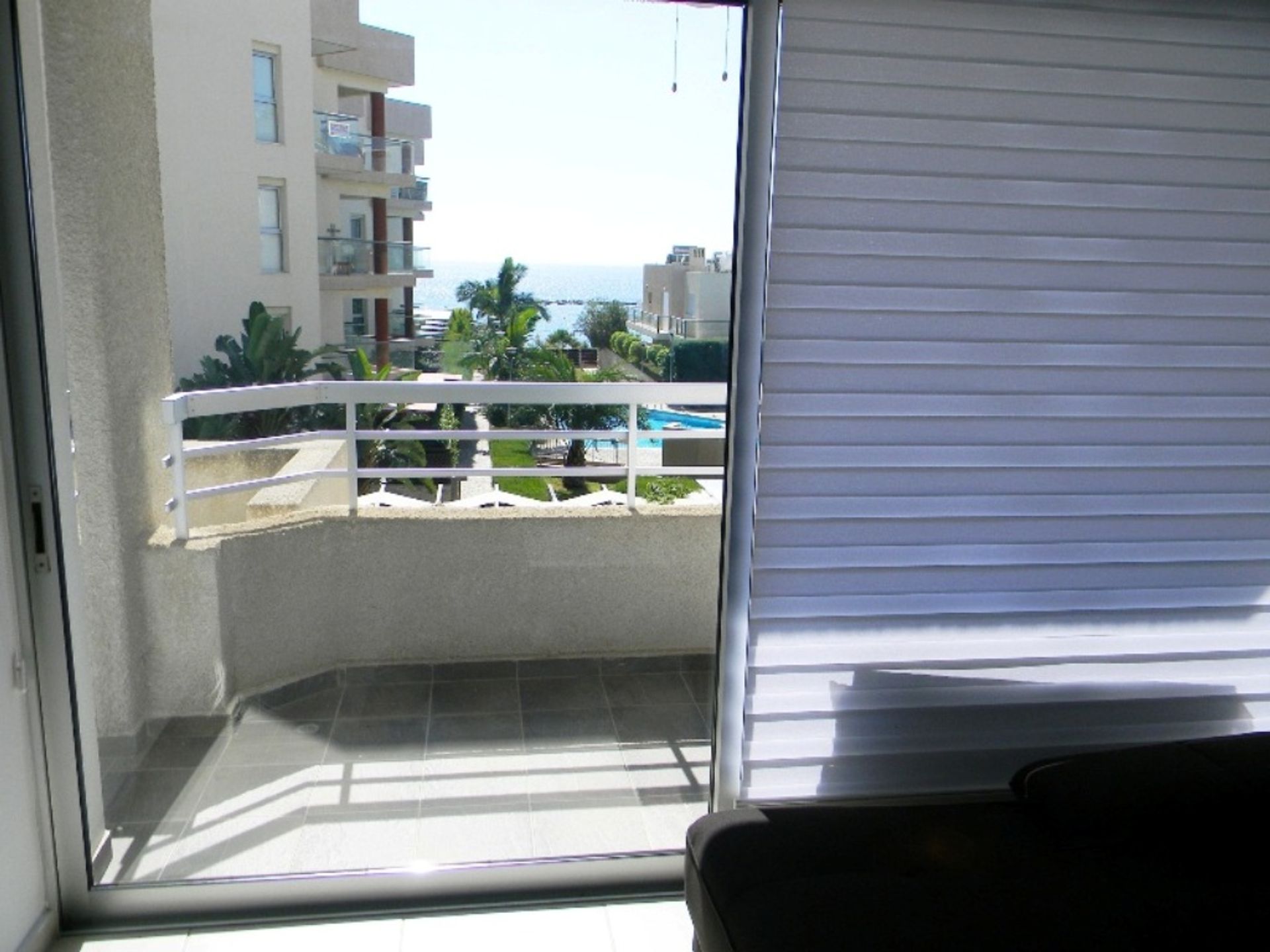 Condominium in Germasogeia, Limassol 10808289