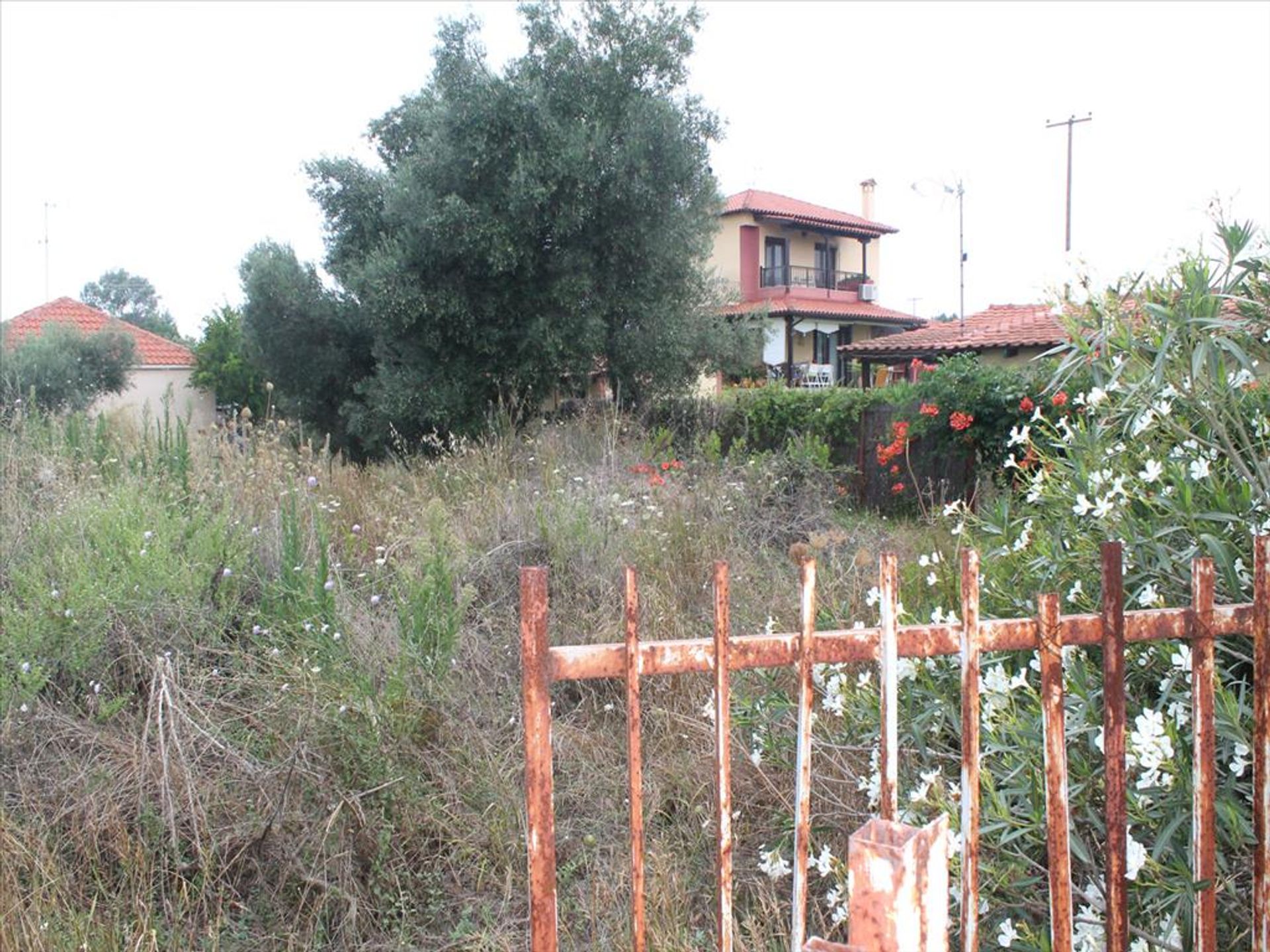 Tanah dalam Nea Moudania, Kentriki Makedonia 10809004