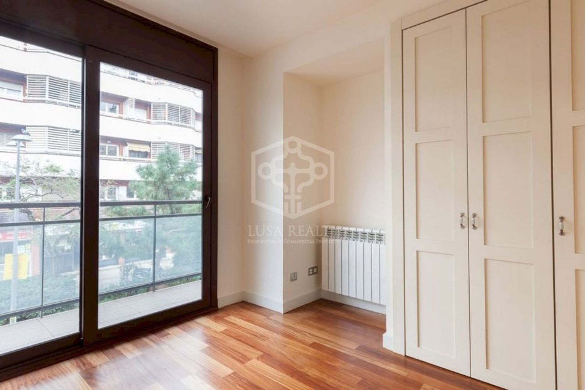 Condominio en Barcelona, Cataluña 10810315