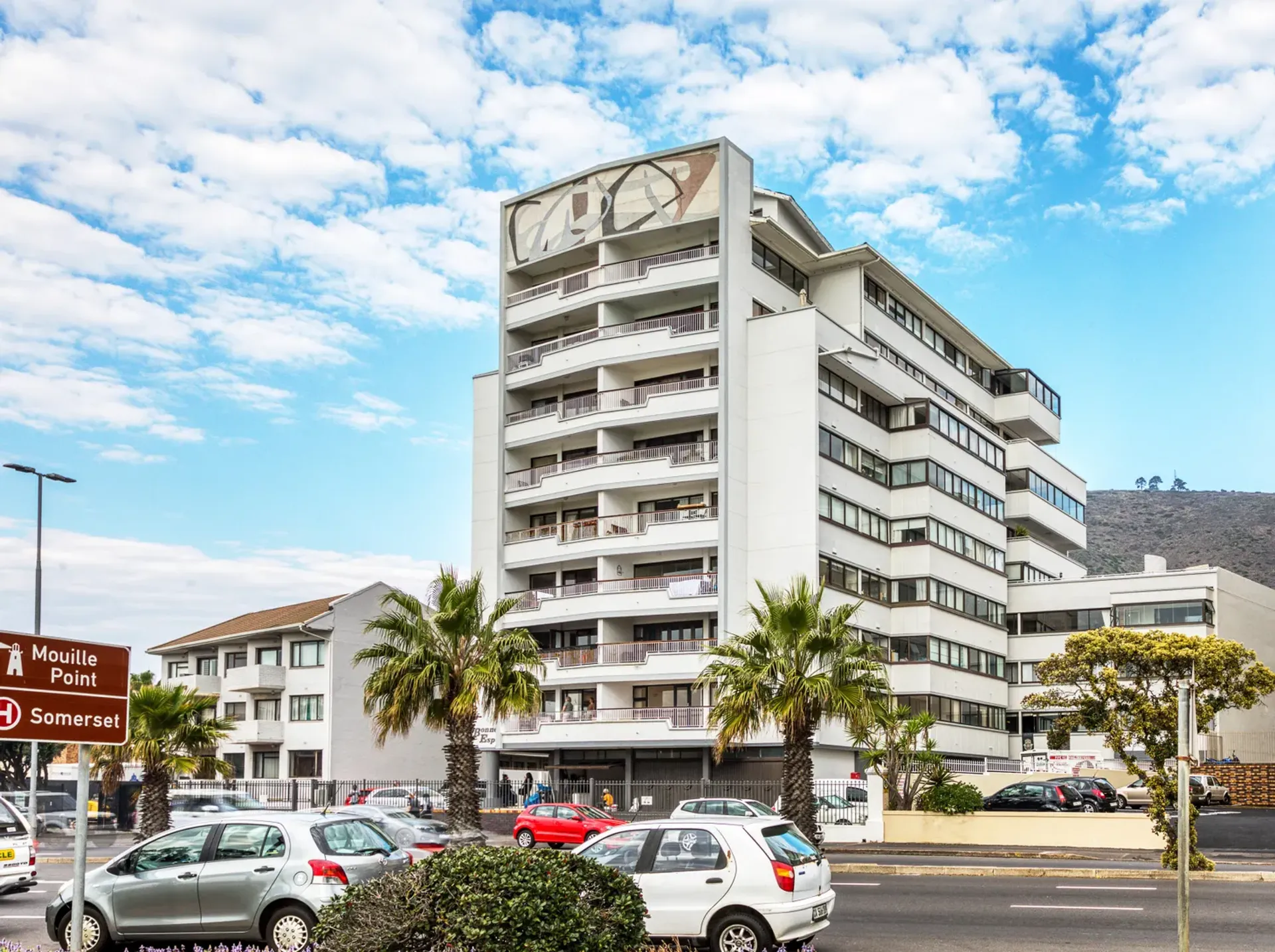 Condominium in Clifton, 187 Beach Road 10810423