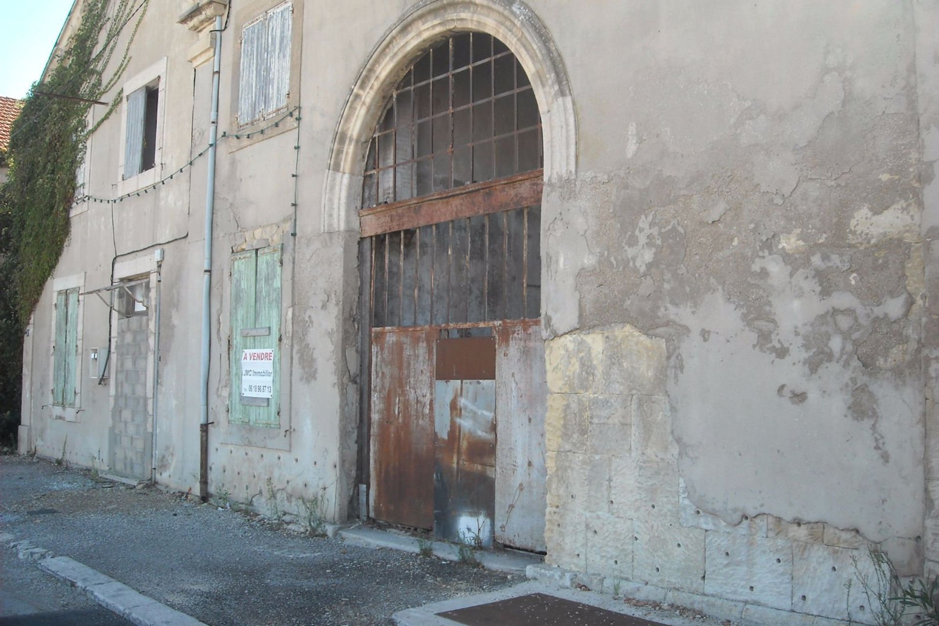 Annen i Port-Saint-Louis-du-Rhône, Bouches-du-Rhône 10811759