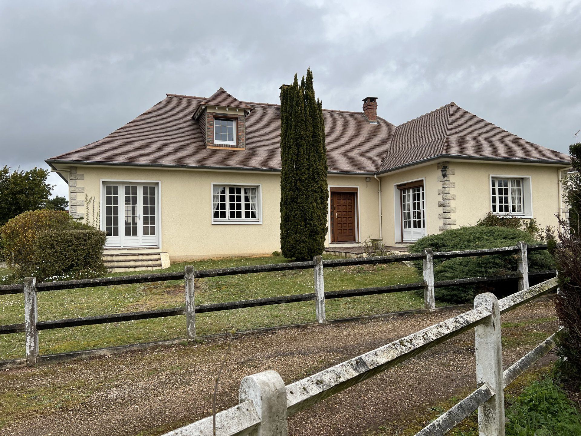 casa no Cherisy, Centro-Val de Loire 10811849