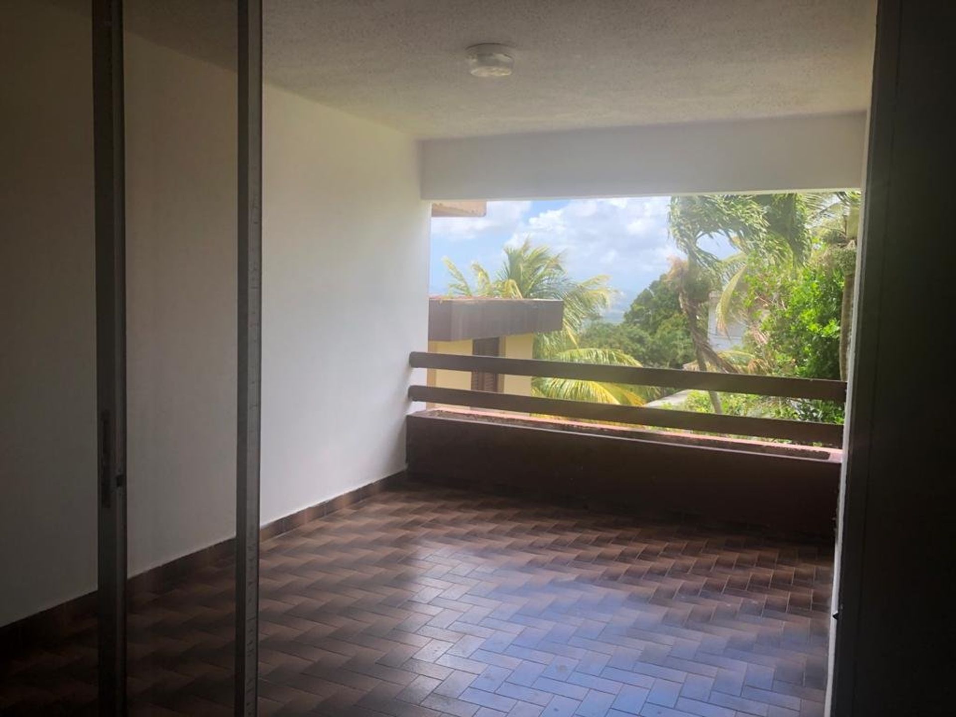 Condominium in Fort-de-France, Martinique 10812303