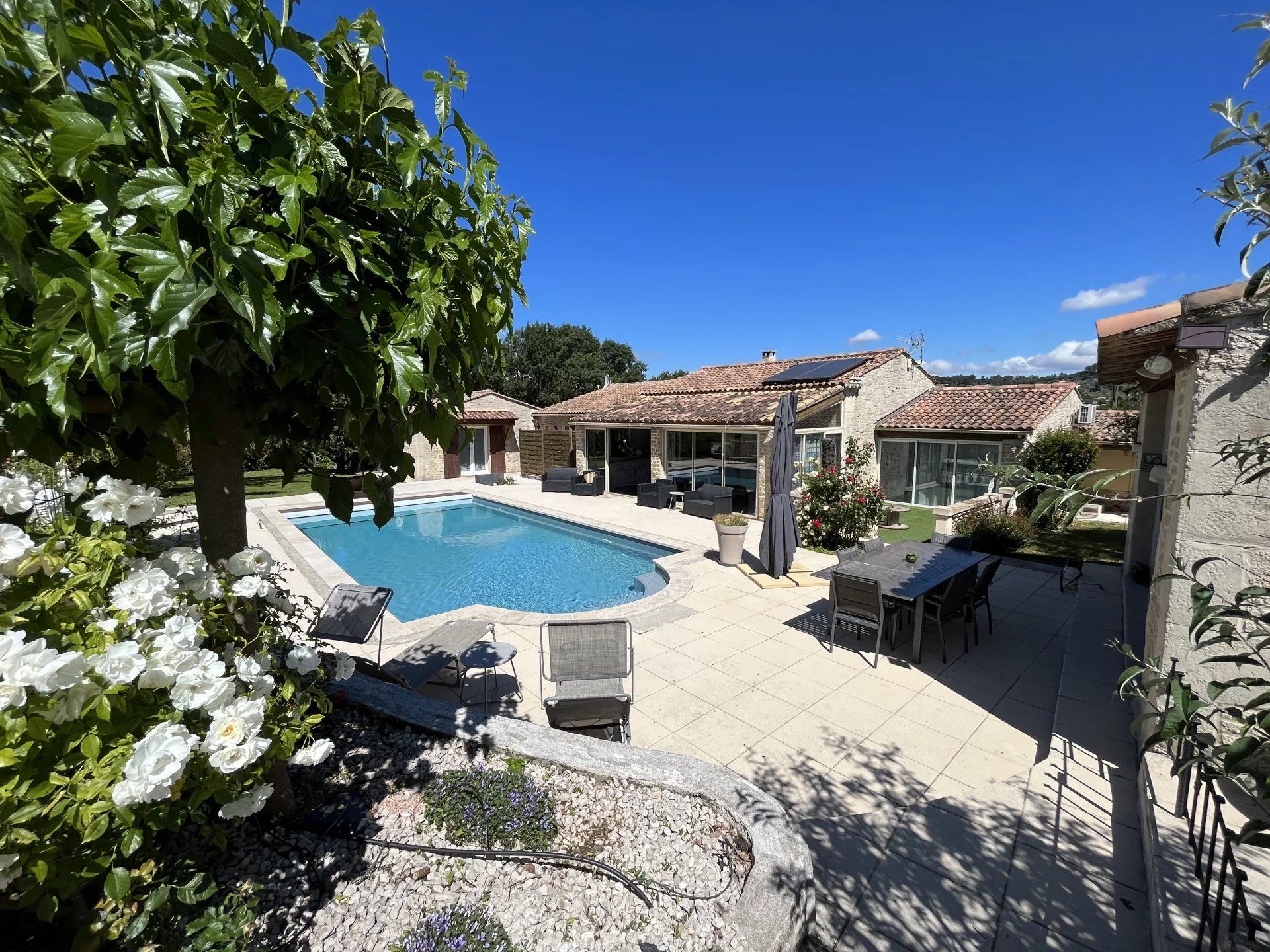 casa no Meyreuil, Provence-Alpes-Cote d'Azur 10812460