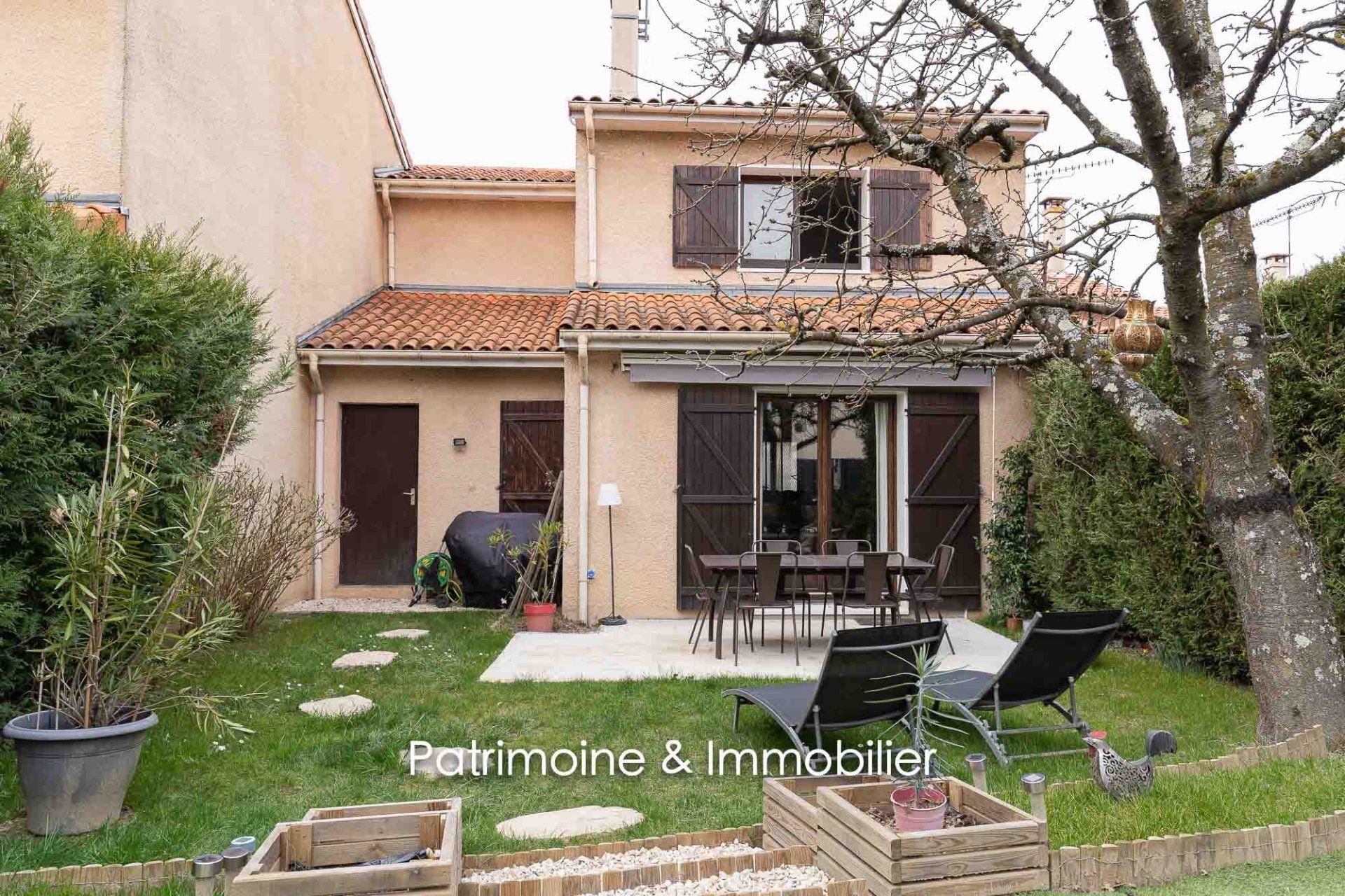 Huis in Saint-Pierre-de-Chandieu, Rhône 10812490