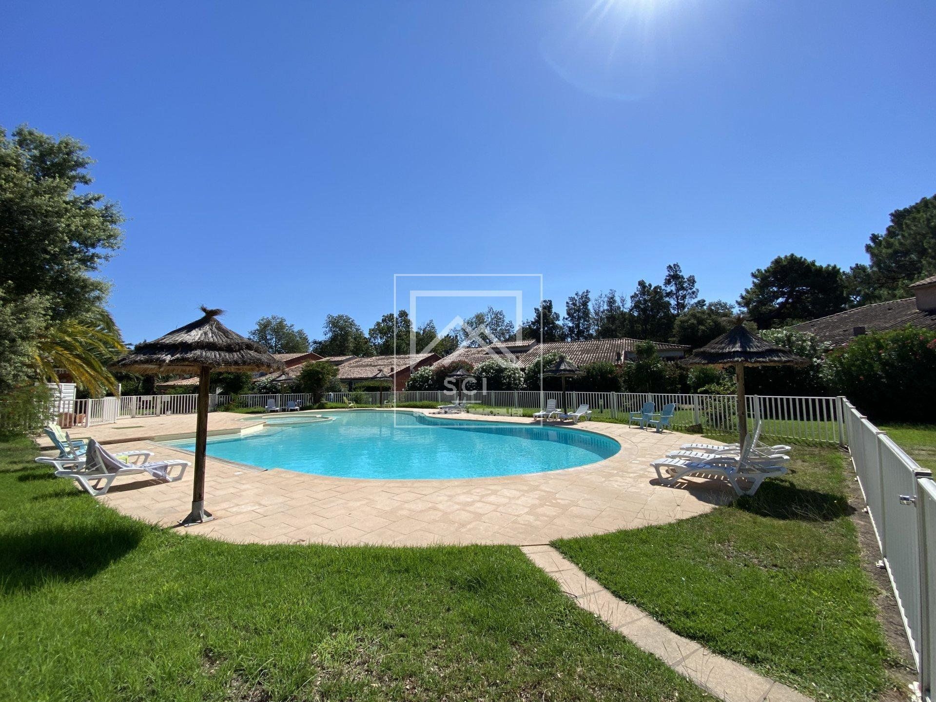 Будинок в Porto-Vecchio, Corse-du-Sud 10812577