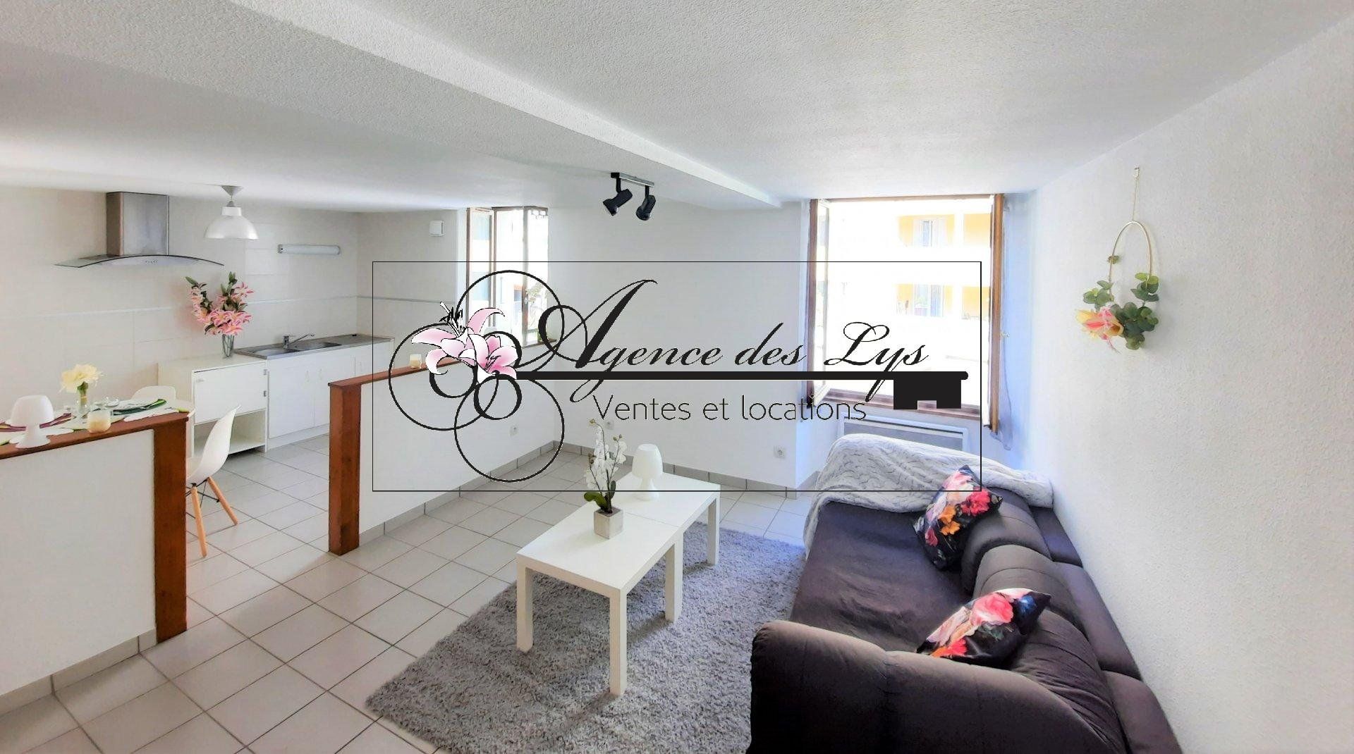 Condominium in Voiron, Auvergne-Rhone-Alpes 10812815