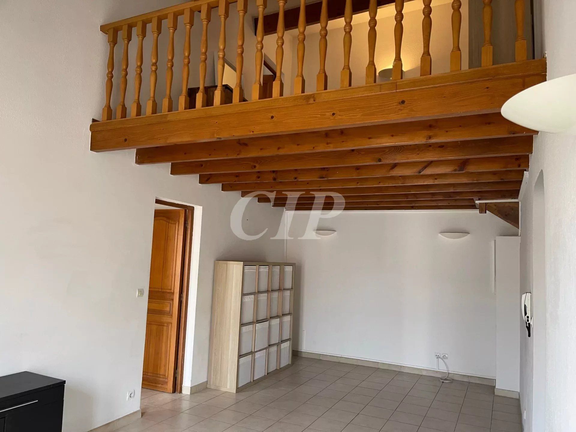 Condominium in Aix-en-Provence, Provence-Alpes-Côte d'Azur 10813035