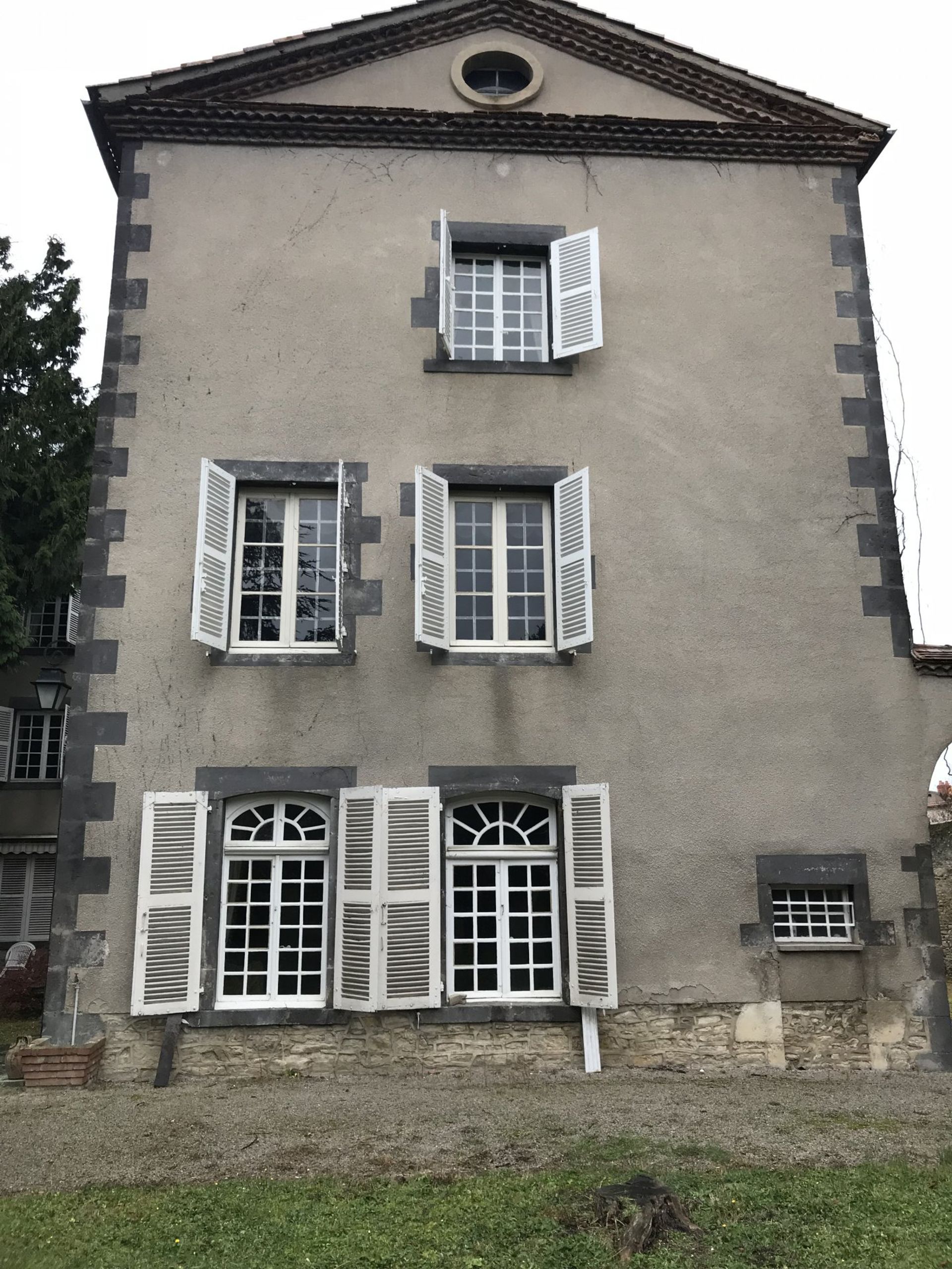 Hus i Gannat, Allier 10813037