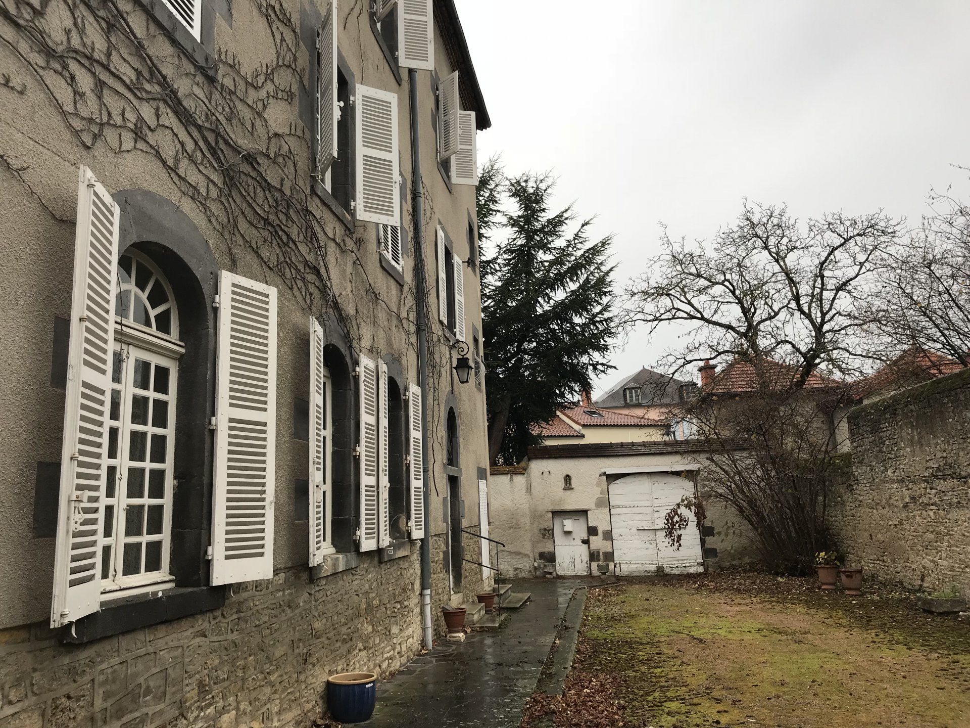 سكني في Gannat, Allier 10813037