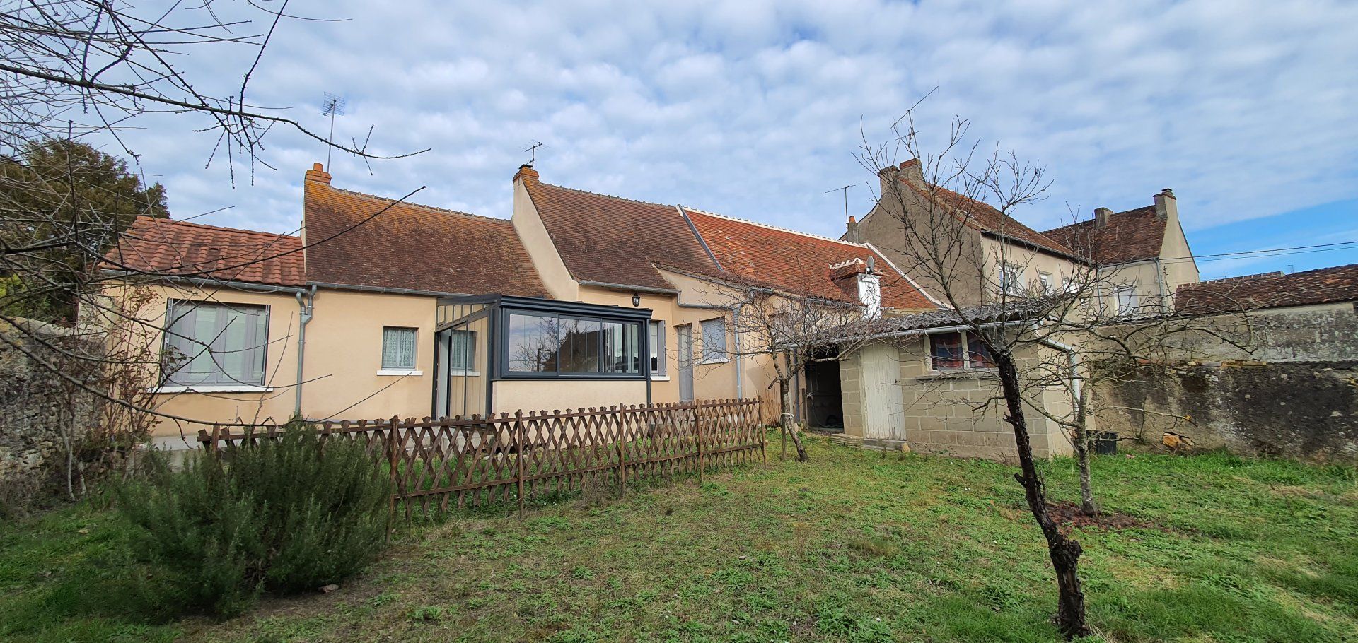 casa en Le Blanc, Centre-Val de Loire 10813084