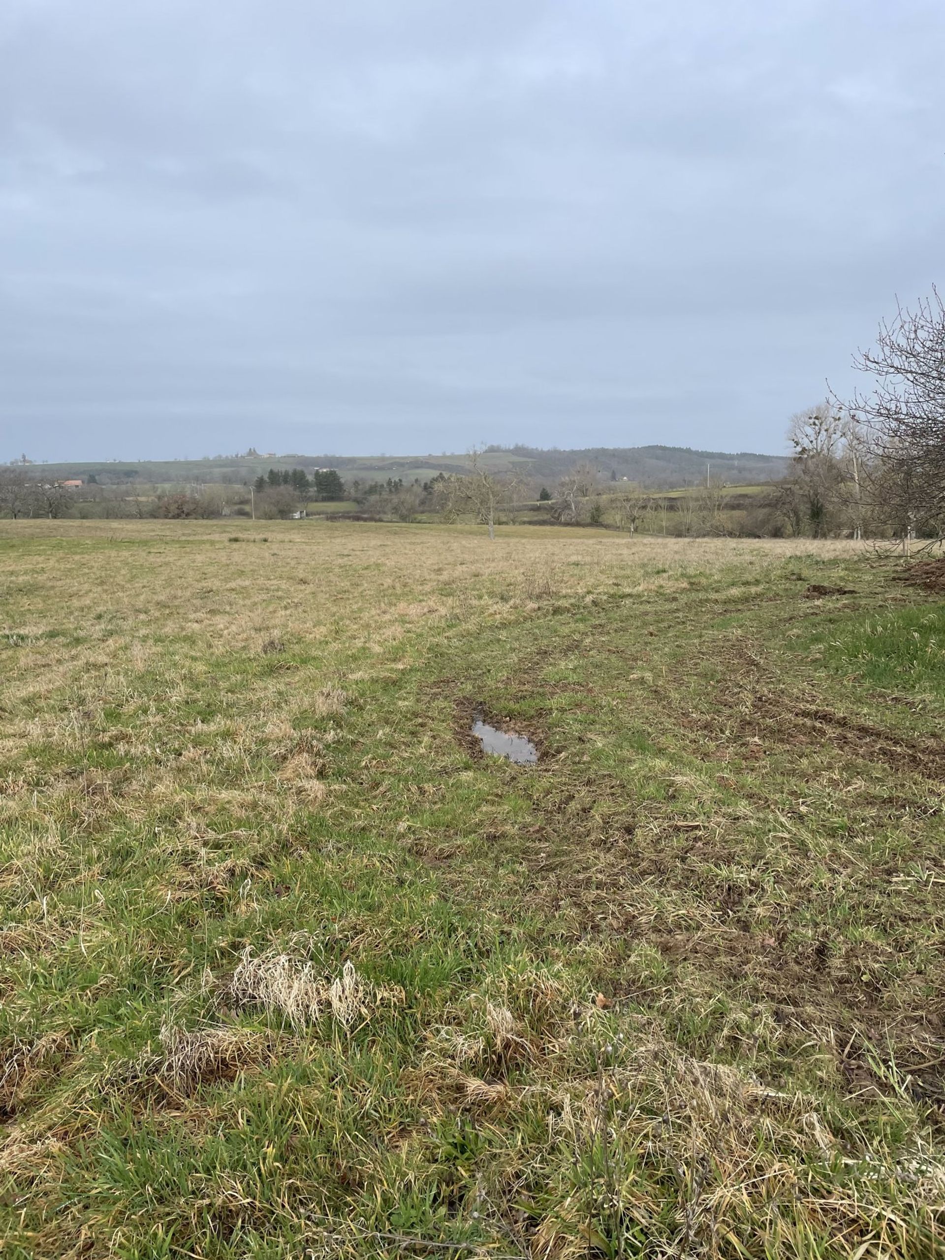 Land in Sint-Christophe, Auvergne-Rhône-Alpes 10813095