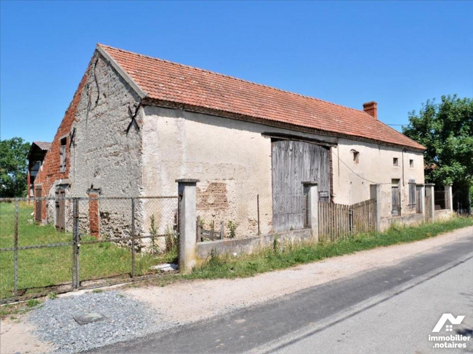 Rumah di Saint-Pont, Auvergne-Rhone-Alpes 10813131