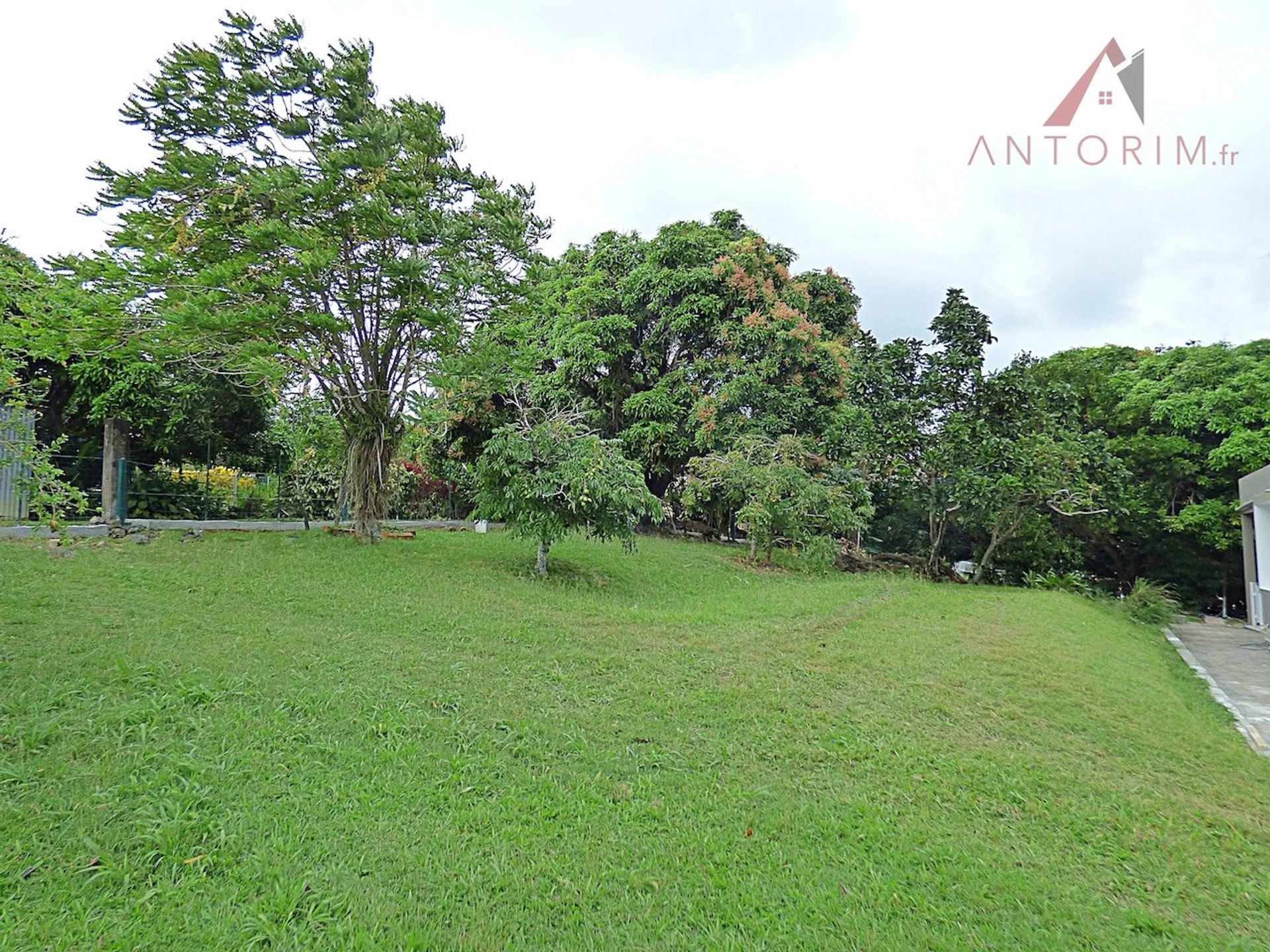 rumah dalam Le Lamentin, Martinique 10813246