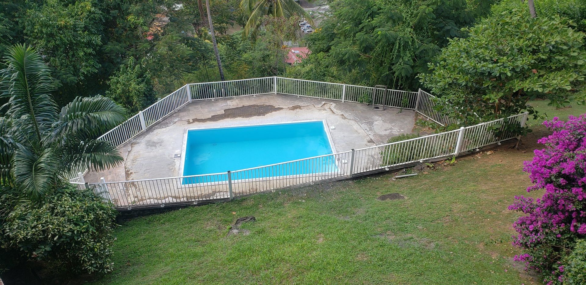 Condominium in Schœlcher, Martinique 10813352