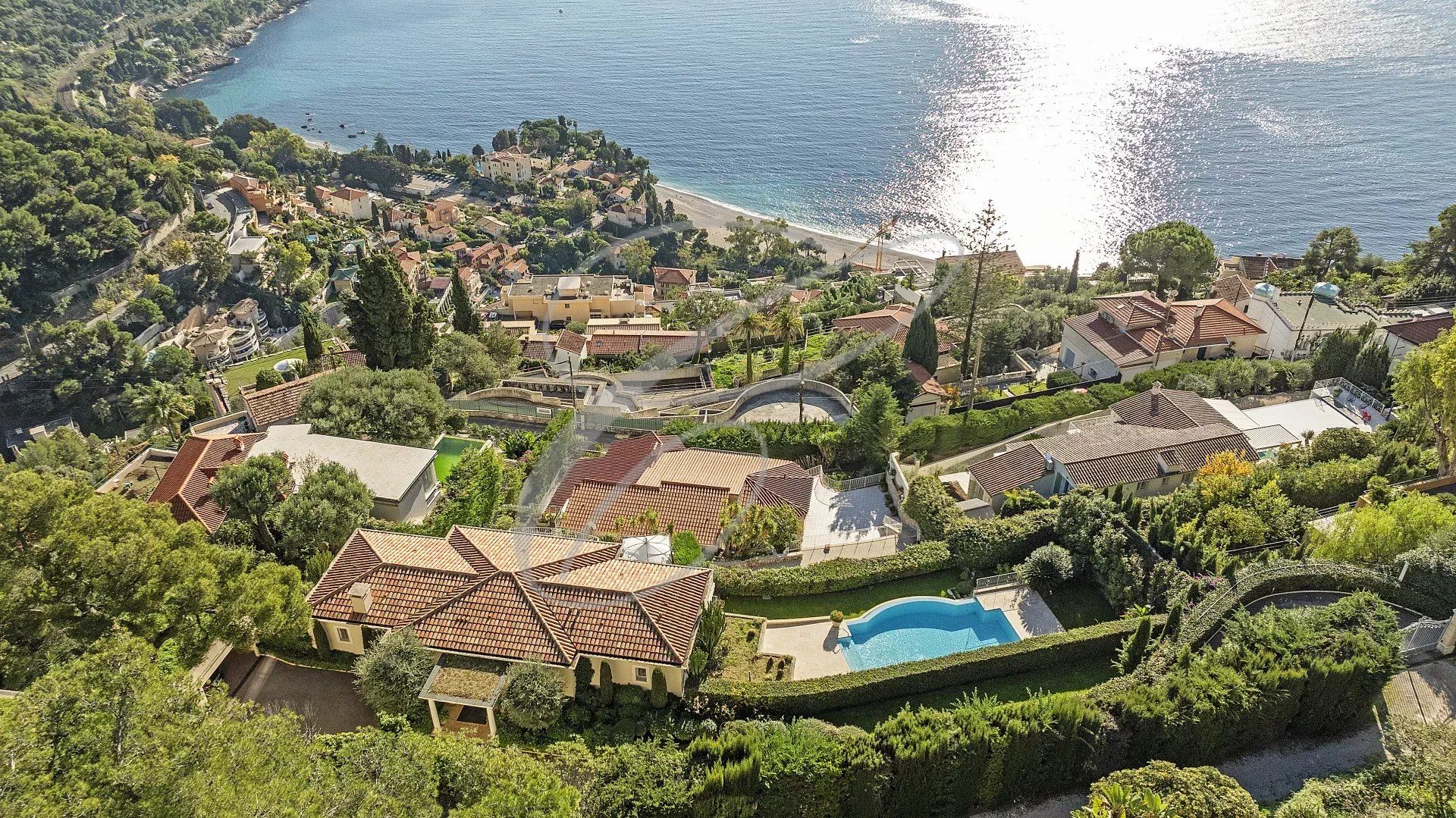 住宅 在 Roquebrune-Cap-Martin, Alpes-Maritimes 10813805