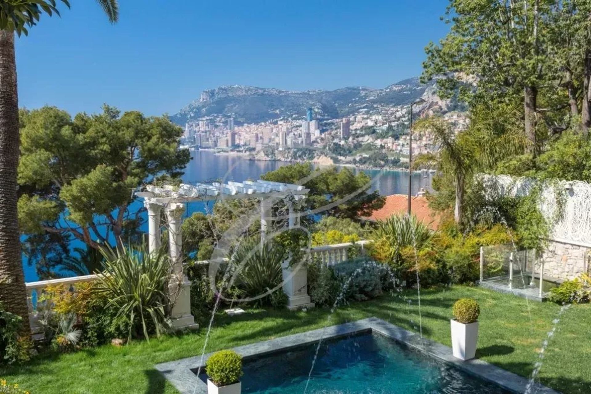 Hus i Cap Martin, Provence-Alpes-Cote d'Azur 10813813