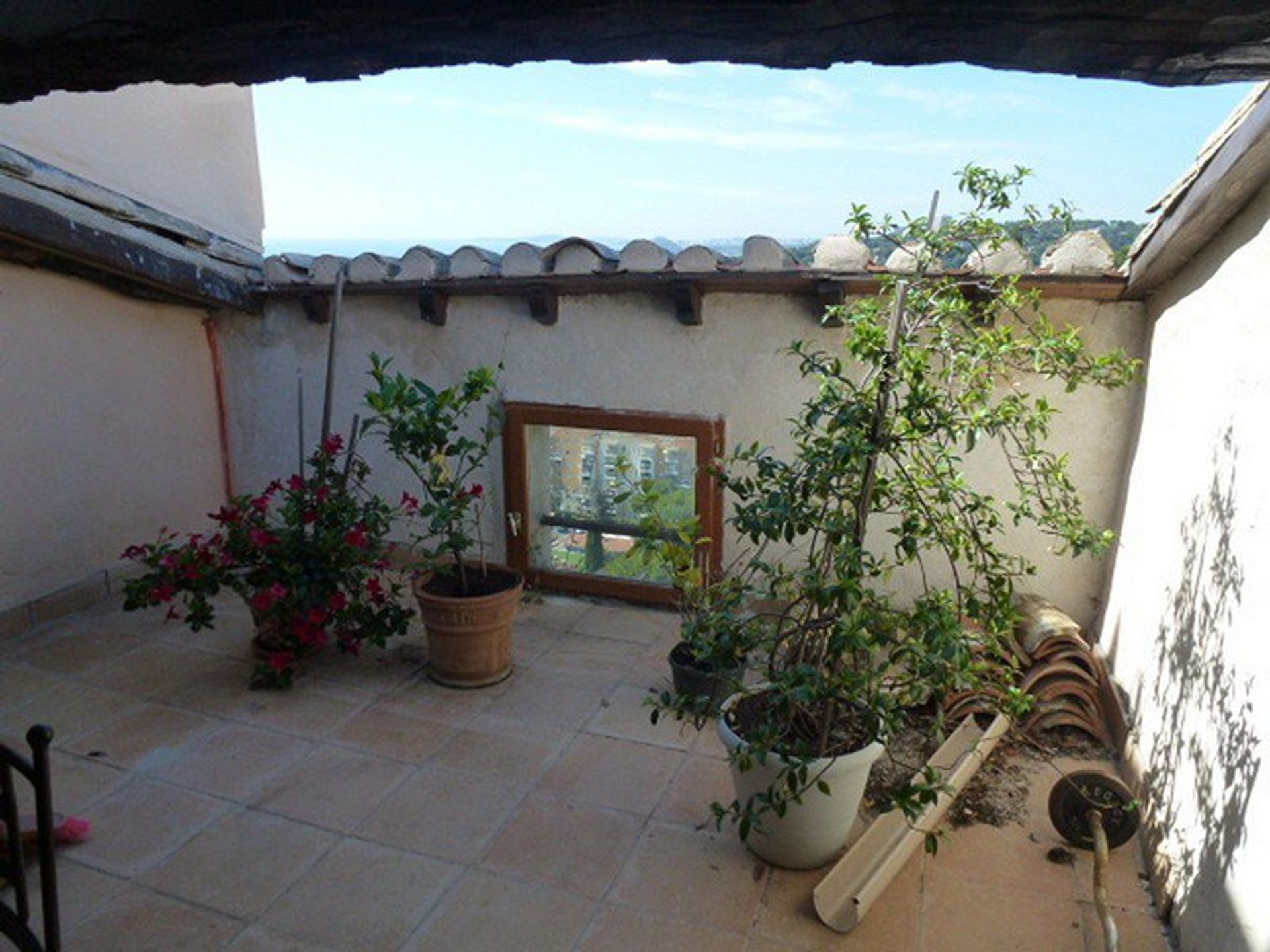 House in Cagnes-sur-Mer, Alpes-Maritimes 10813864