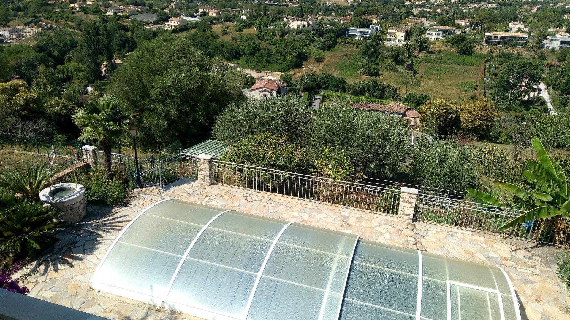 rumah dalam Saint-Paul-de-Vence, Alpes-Maritimes 10813872