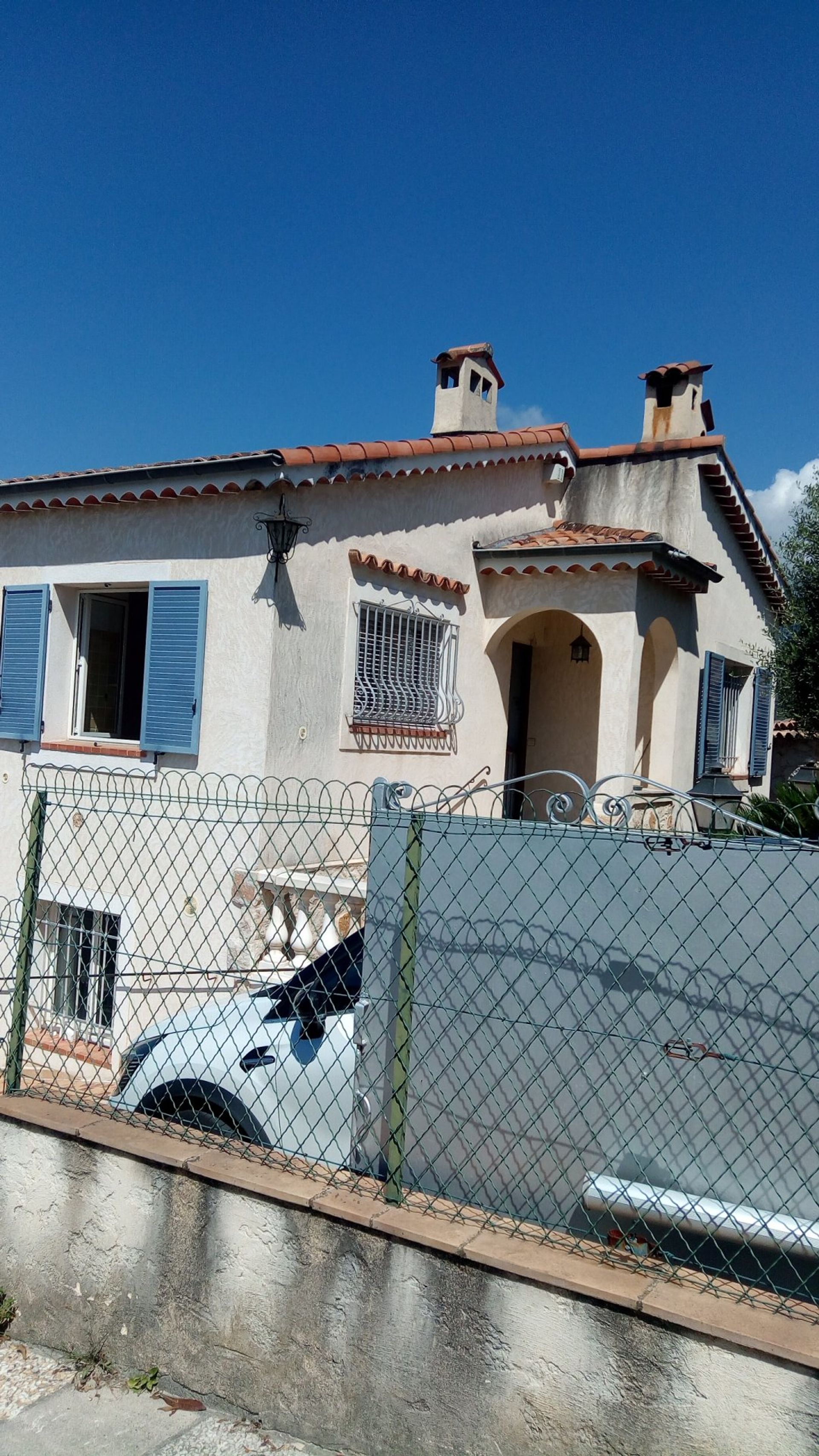 rumah dalam Saint-Paul-de-Vence, Alpes-Maritimes 10813872