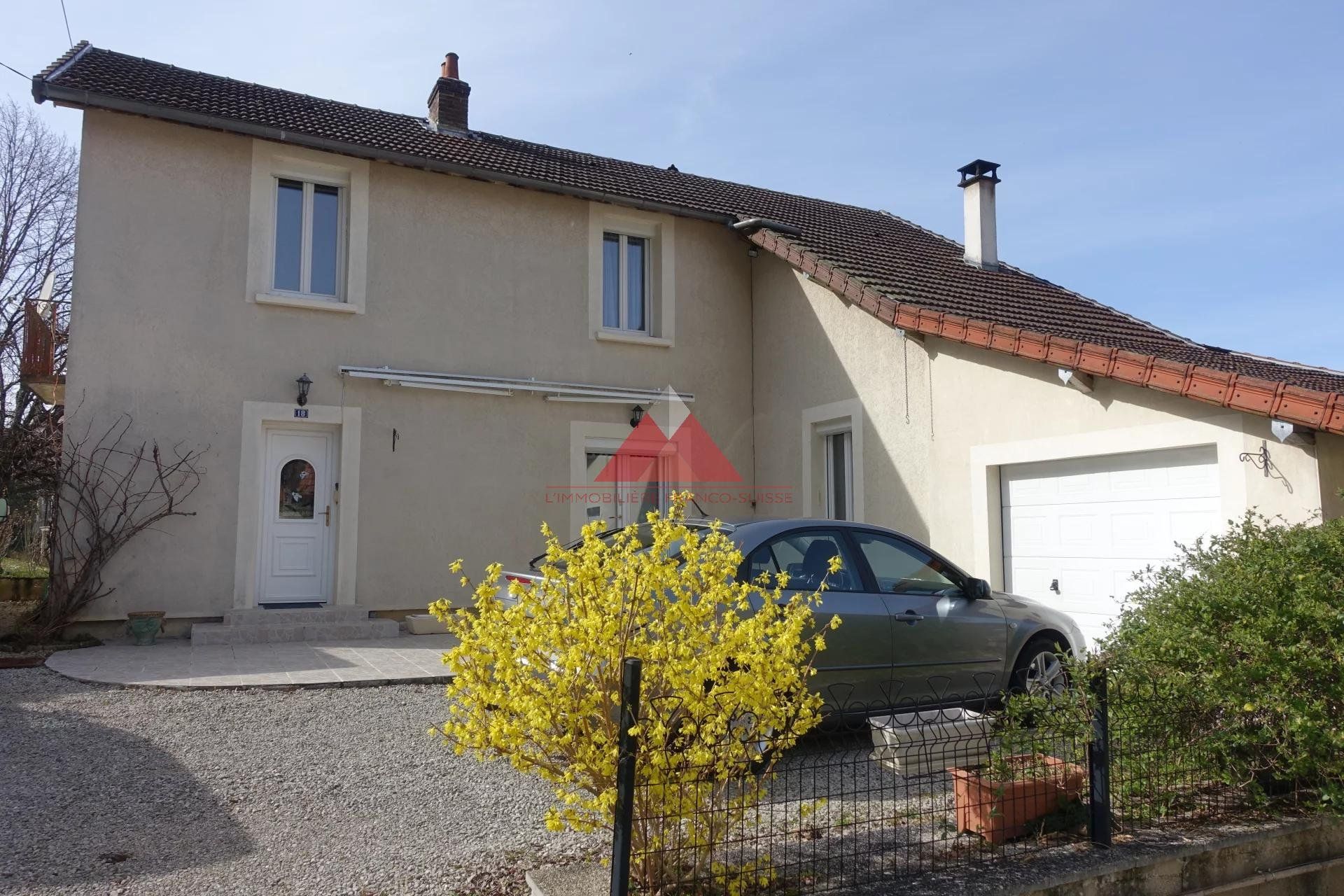 casa en Montmorot, Jura 10813945