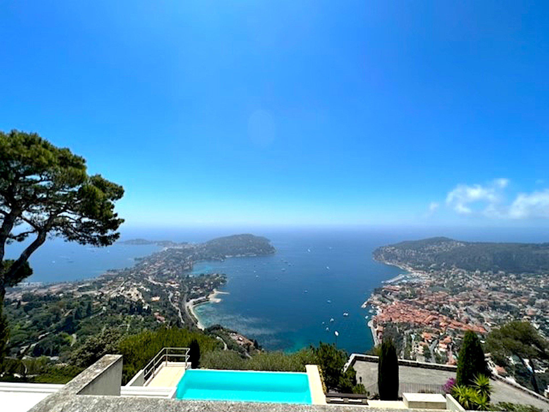 Osakehuoneisto sisään Villefranche-sur-Mer, Provence-Alpes-Cote d'Azur 10813982